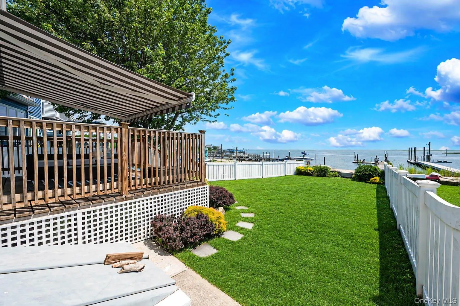 16 Brockmeyer Drive, Oyster Bay, NY, 4 Bedrooms Bedrooms, 8 Rooms Rooms,2 BathroomsBathrooms,Residential,For Rent,Brockmeyer,0,1027652 16 Brockmeyer Drive, Oyster Bay, NY, 4 Bedrooms Bedrooms, 8 Rooms Rooms,2 BathroomsBathrooms,Residential,For Rent,Brockmeyer,0,1027652