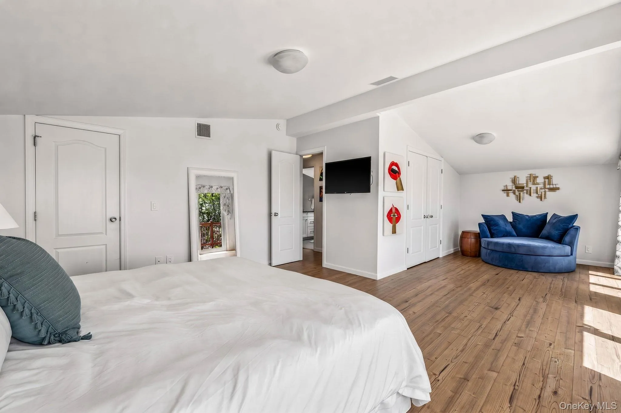 16 Brockmeyer Drive, Oyster Bay, NY, 4 Bedrooms Bedrooms, 8 Rooms Rooms,2 BathroomsBathrooms,Residential,For Rent,Brockmeyer,0,1027652 16 Brockmeyer Drive, Oyster Bay, NY, 4 Bedrooms Bedrooms, 8 Rooms Rooms,2 BathroomsBathrooms,Residential,For Rent,Brockmeyer,0,1027652