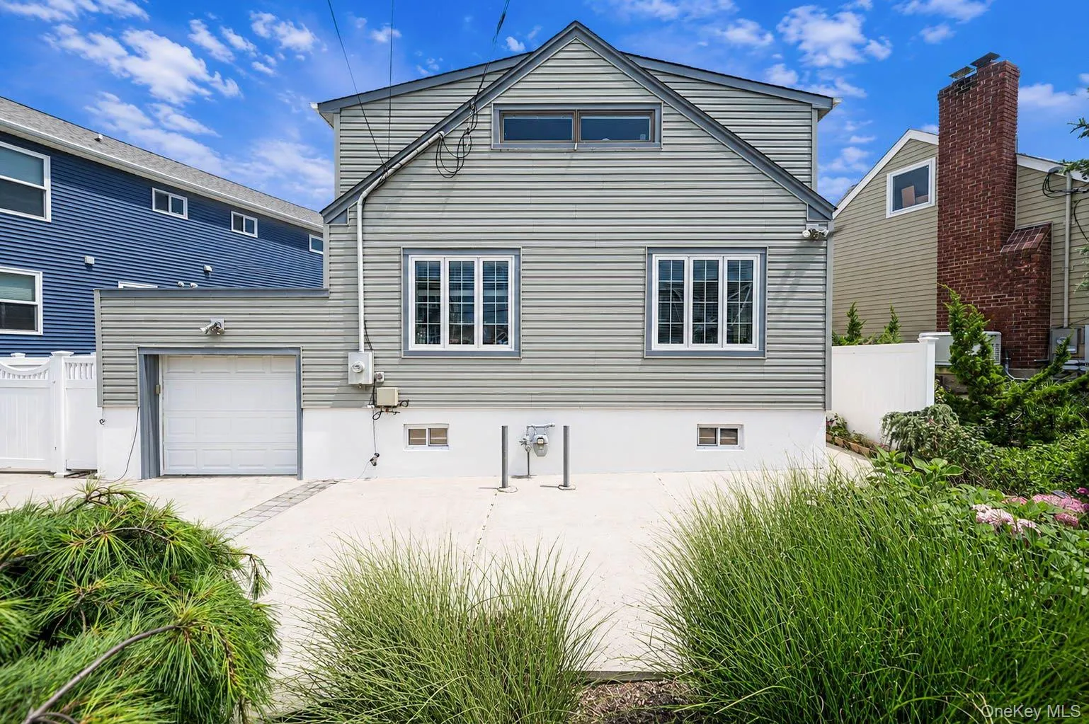 16 Brockmeyer Drive, Oyster Bay, NY, 4 Bedrooms Bedrooms, 8 Rooms Rooms,2 BathroomsBathrooms,Residential,For Rent,Brockmeyer,0,1027652 16 Brockmeyer Drive, Oyster Bay, NY, 4 Bedrooms Bedrooms, 8 Rooms Rooms,2 BathroomsBathrooms,Residential,For Rent,Brockmeyer,0,1027652