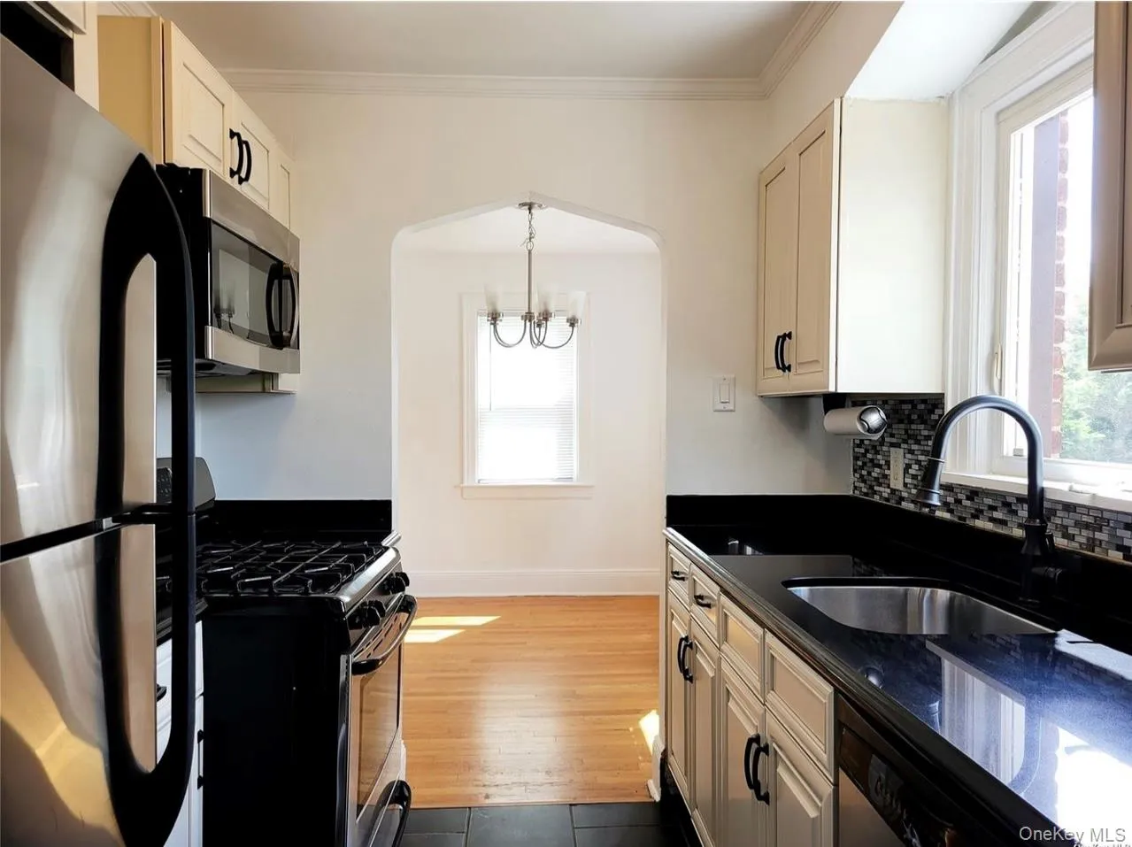 19 Poppy Avenue, Hempstead, NY, 3 Bedrooms Bedrooms, 6 Rooms Rooms,2 BathroomsBathrooms,Residential Lease,For Rent,Poppy,0,1027654 19 Poppy Avenue, Hempstead, NY, 3 Bedrooms Bedrooms, 6 Rooms Rooms,2 BathroomsBathrooms,Residential Lease,For Rent,Poppy,0,1027654