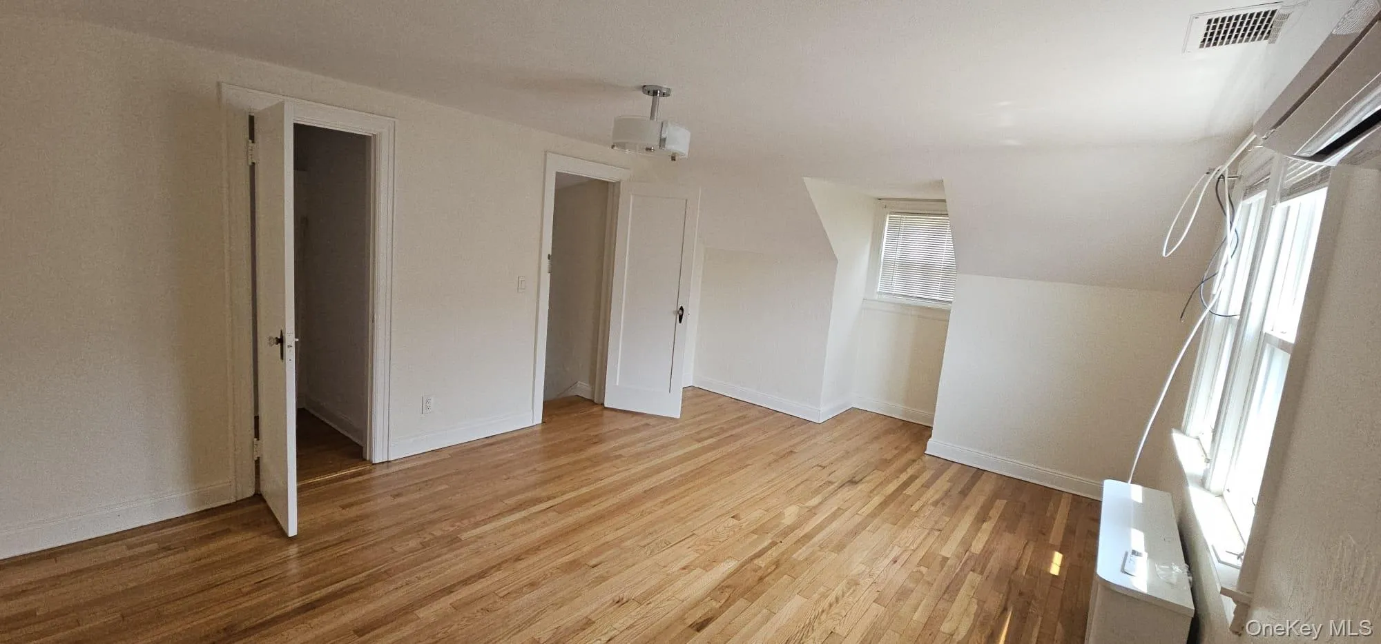 19 Poppy Avenue, Hempstead, NY, 3 Bedrooms Bedrooms, 6 Rooms Rooms,2 BathroomsBathrooms,Residential Lease,For Rent,Poppy,0,1027654 19 Poppy Avenue, Hempstead, NY, 3 Bedrooms Bedrooms, 6 Rooms Rooms,2 BathroomsBathrooms,Residential Lease,For Rent,Poppy,0,1027654