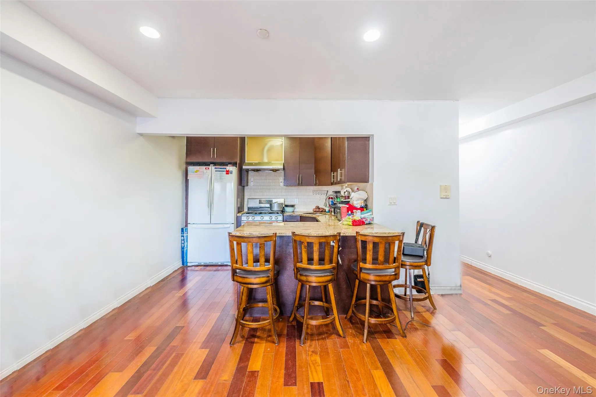71-19 162 Street, New York, NY, 2 Bedrooms Bedrooms, 5 Rooms Rooms,2 BathroomsBathrooms,Residential,For Rent,162,0,1027656 71-19 162 Street, New York, NY, 2 Bedrooms Bedrooms, 5 Rooms Rooms,2 BathroomsBathrooms,Residential,For Rent,162,0,1027656