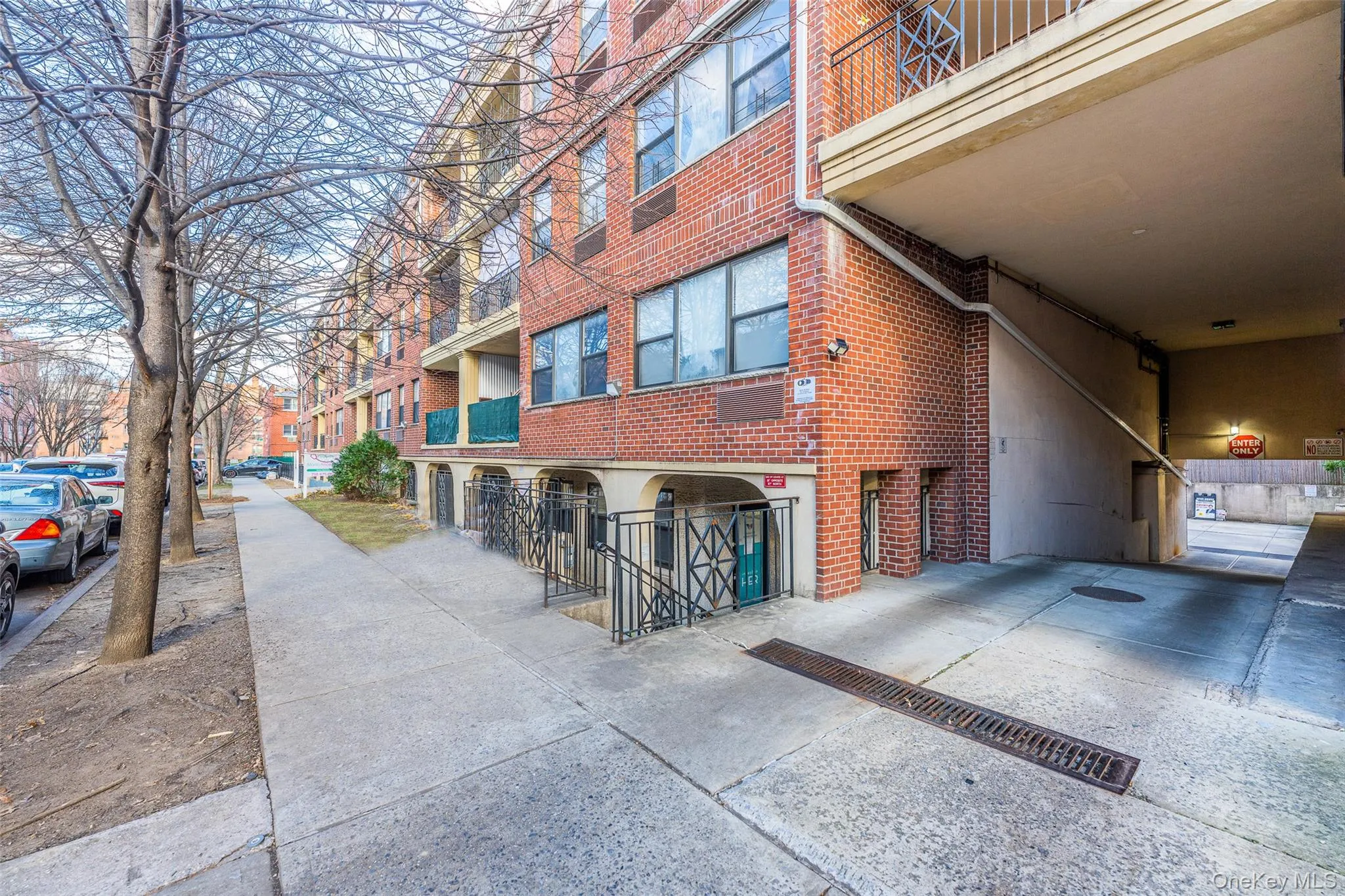 71-19 162 Street, New York, NY, 2 Bedrooms Bedrooms, 5 Rooms Rooms,2 BathroomsBathrooms,Residential,For Rent,162,0,1027656 71-19 162 Street, New York, NY, 2 Bedrooms Bedrooms, 5 Rooms Rooms,2 BathroomsBathrooms,Residential,For Rent,162,0,1027656