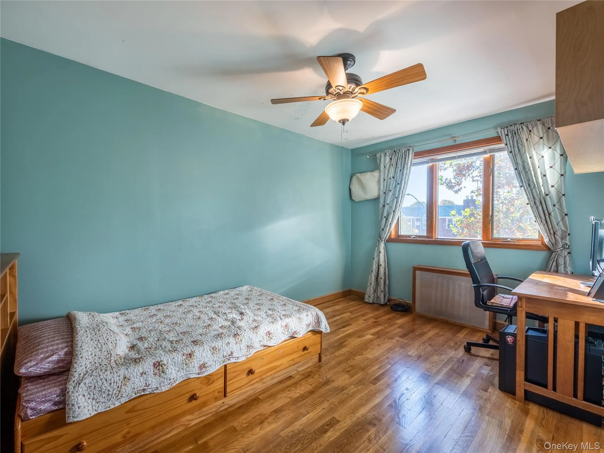 5107 64th Street, New York, NY, 3 Bedrooms Bedrooms, 5 Rooms Rooms,1 BathroomBathrooms,Residential,For Rent,64th,0,1027657 5107 64th Street, New York, NY, 3 Bedrooms Bedrooms, 5 Rooms Rooms,1 BathroomBathrooms,Residential,For Rent,64th,0,1027657