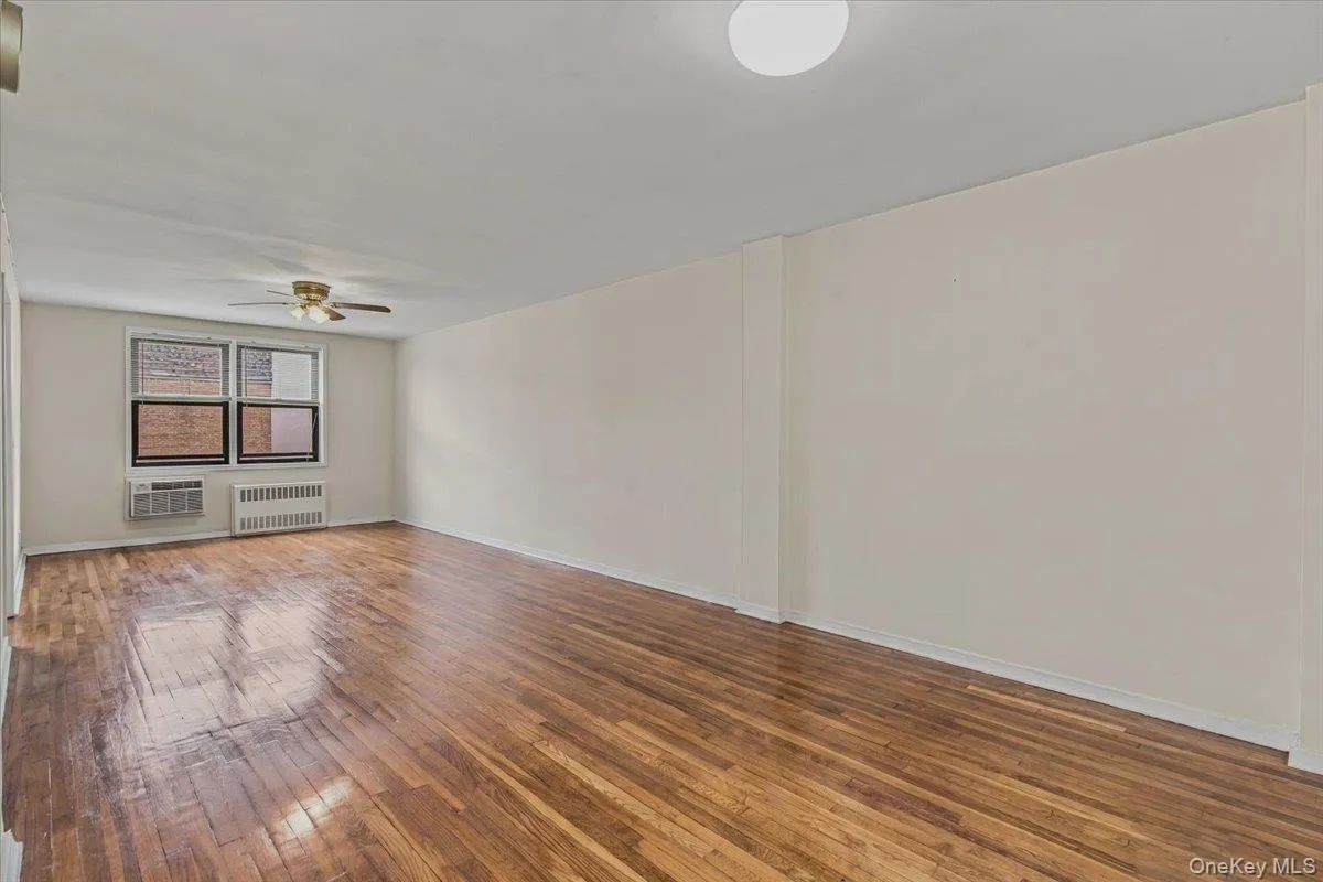 143-30 Roosevelt Avenue, New York, NY, 2 Bedrooms Bedrooms, 5 Rooms Rooms,1 BathroomBathrooms,Residential,For Rent,Roosevelt,0,1027665 143-30 Roosevelt Avenue, New York, NY, 2 Bedrooms Bedrooms, 5 Rooms Rooms,1 BathroomBathrooms,Residential,For Rent,Roosevelt,0,1027665