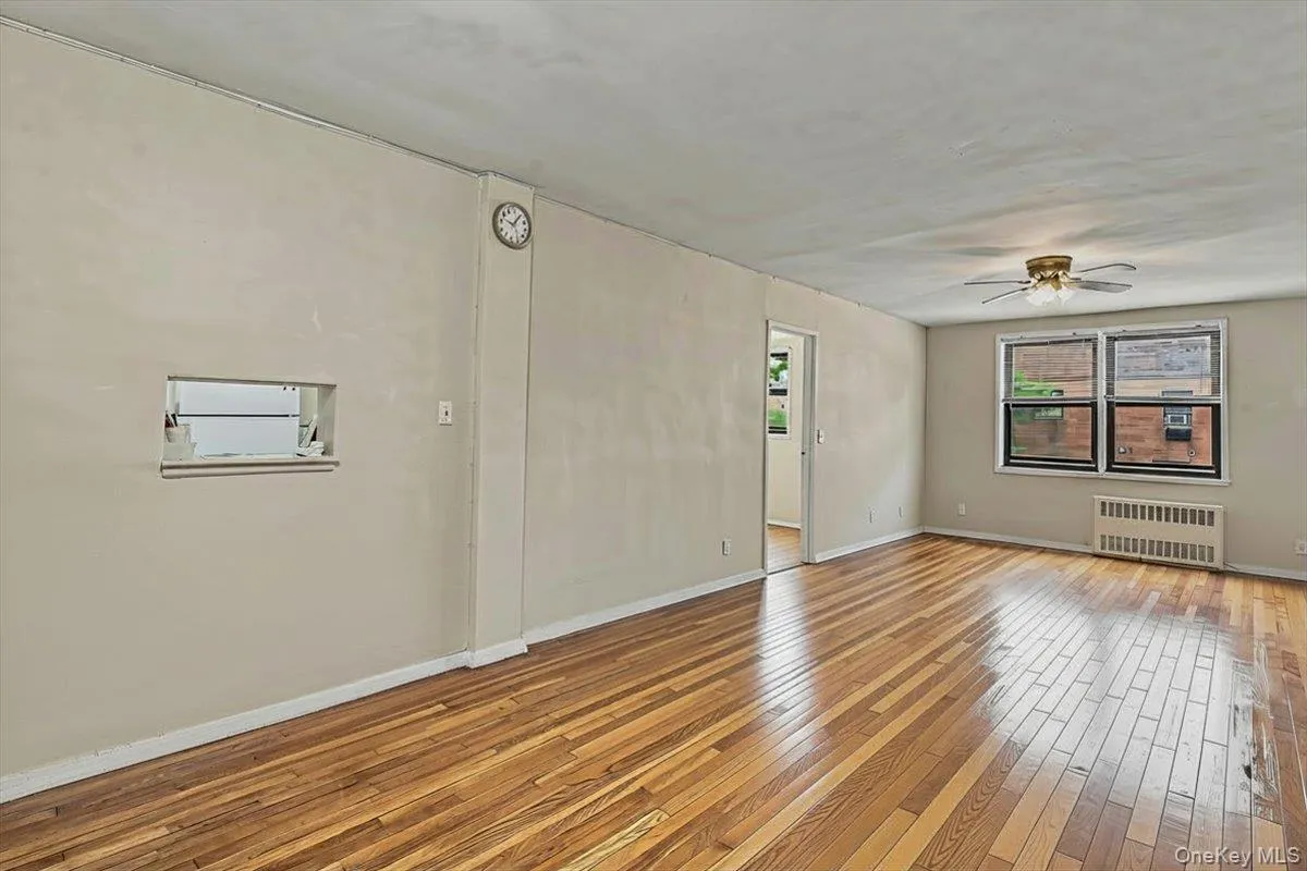 143-30 Roosevelt Avenue, New York, NY, 2 Bedrooms Bedrooms, 5 Rooms Rooms,1 BathroomBathrooms,Residential,For Rent,Roosevelt,0,1027665 143-30 Roosevelt Avenue, New York, NY, 2 Bedrooms Bedrooms, 5 Rooms Rooms,1 BathroomBathrooms,Residential,For Rent,Roosevelt,0,1027665