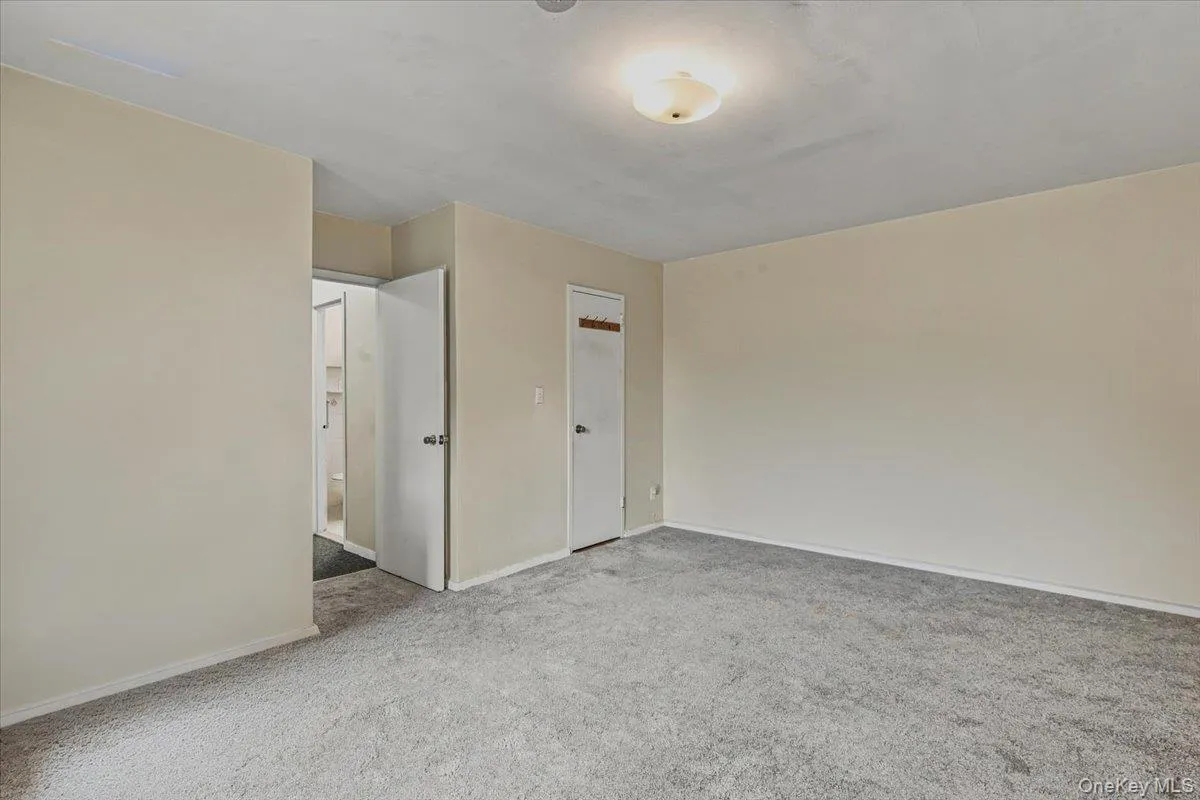 143-30 Roosevelt Avenue, New York, NY, 2 Bedrooms Bedrooms, 5 Rooms Rooms,1 BathroomBathrooms,Residential,For Rent,Roosevelt,0,1027665 143-30 Roosevelt Avenue, New York, NY, 2 Bedrooms Bedrooms, 5 Rooms Rooms,1 BathroomBathrooms,Residential,For Rent,Roosevelt,0,1027665