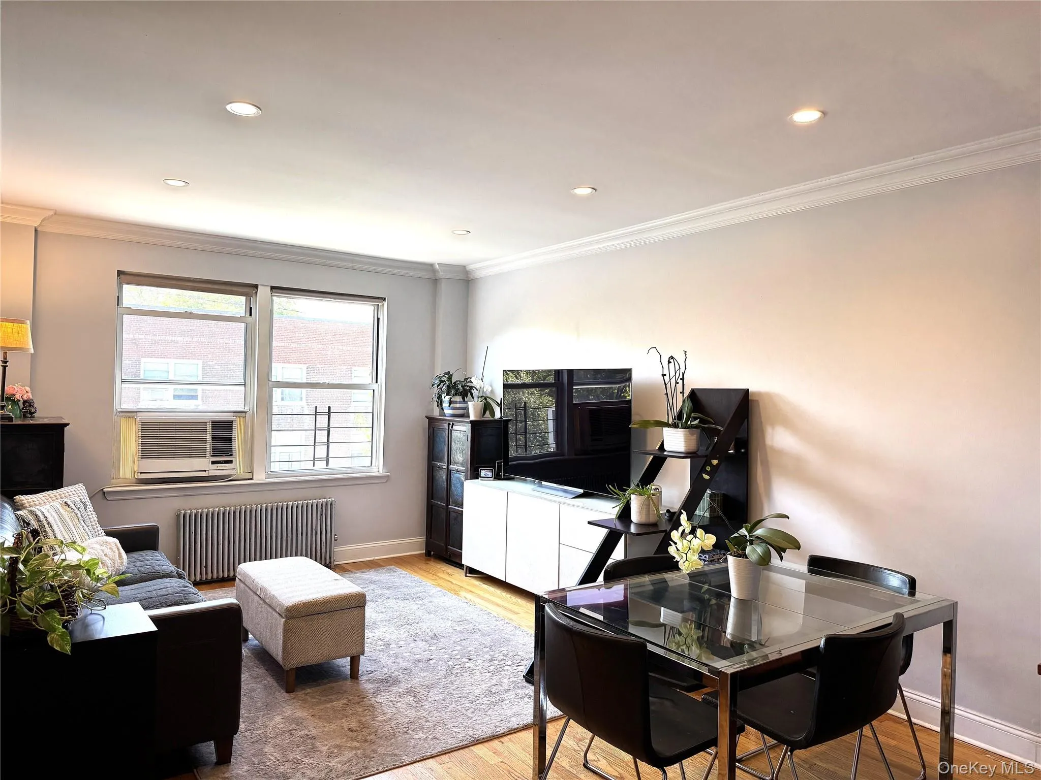 141-02 78th Road, New York, NY, 2 Bedrooms Bedrooms, 5 Rooms Rooms,1 BathroomBathrooms,Residential,For Rent,78th,0,1027666 141-02 78th Road, New York, NY, 2 Bedrooms Bedrooms, 5 Rooms Rooms,1 BathroomBathrooms,Residential,For Rent,78th,0,1027666