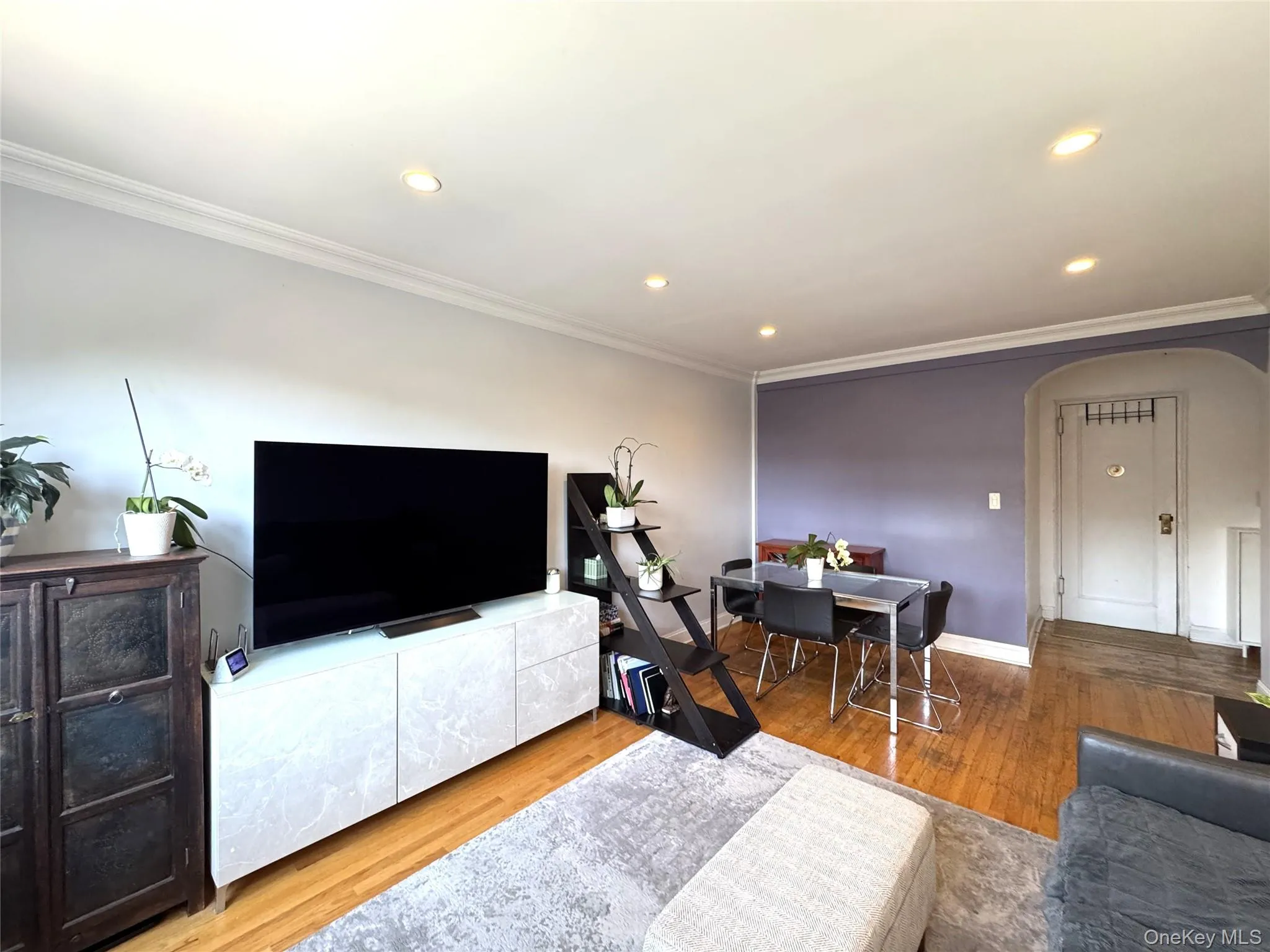 141-02 78th Road, New York, NY, 2 Bedrooms Bedrooms, 5 Rooms Rooms,1 BathroomBathrooms,Residential,For Rent,78th,0,1027666 141-02 78th Road, New York, NY, 2 Bedrooms Bedrooms, 5 Rooms Rooms,1 BathroomBathrooms,Residential,For Rent,78th,0,1027666