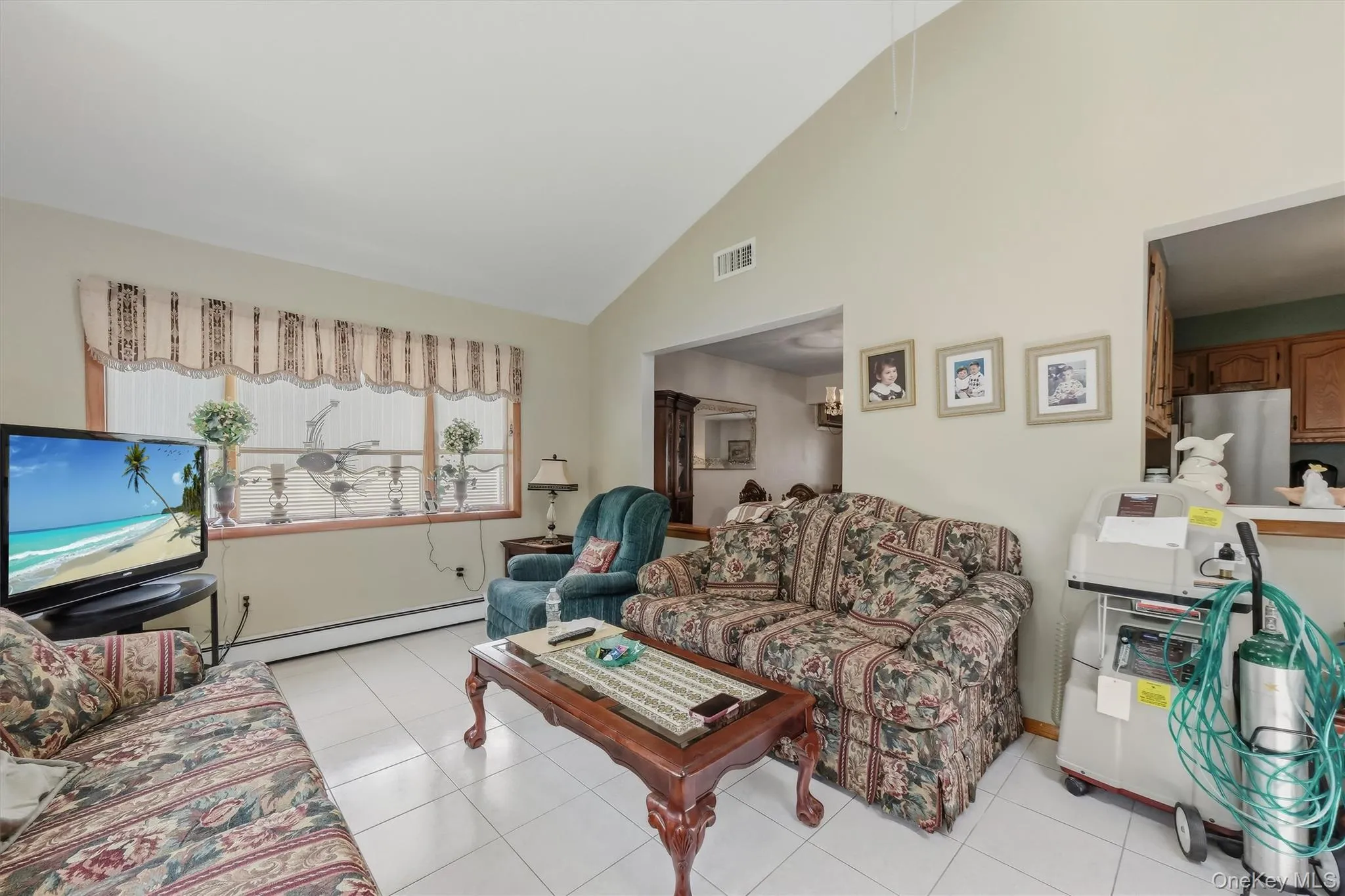 41 Keats Drive, New Windsor, NY, 3 Bedrooms Bedrooms, 9 Rooms Rooms,2 BathroomsBathrooms,Residential,For Rent,Keats,0,1027670 41 Keats Drive, New Windsor, NY, 3 Bedrooms Bedrooms, 9 Rooms Rooms,2 BathroomsBathrooms,Residential,For Rent,Keats,0,1027670
