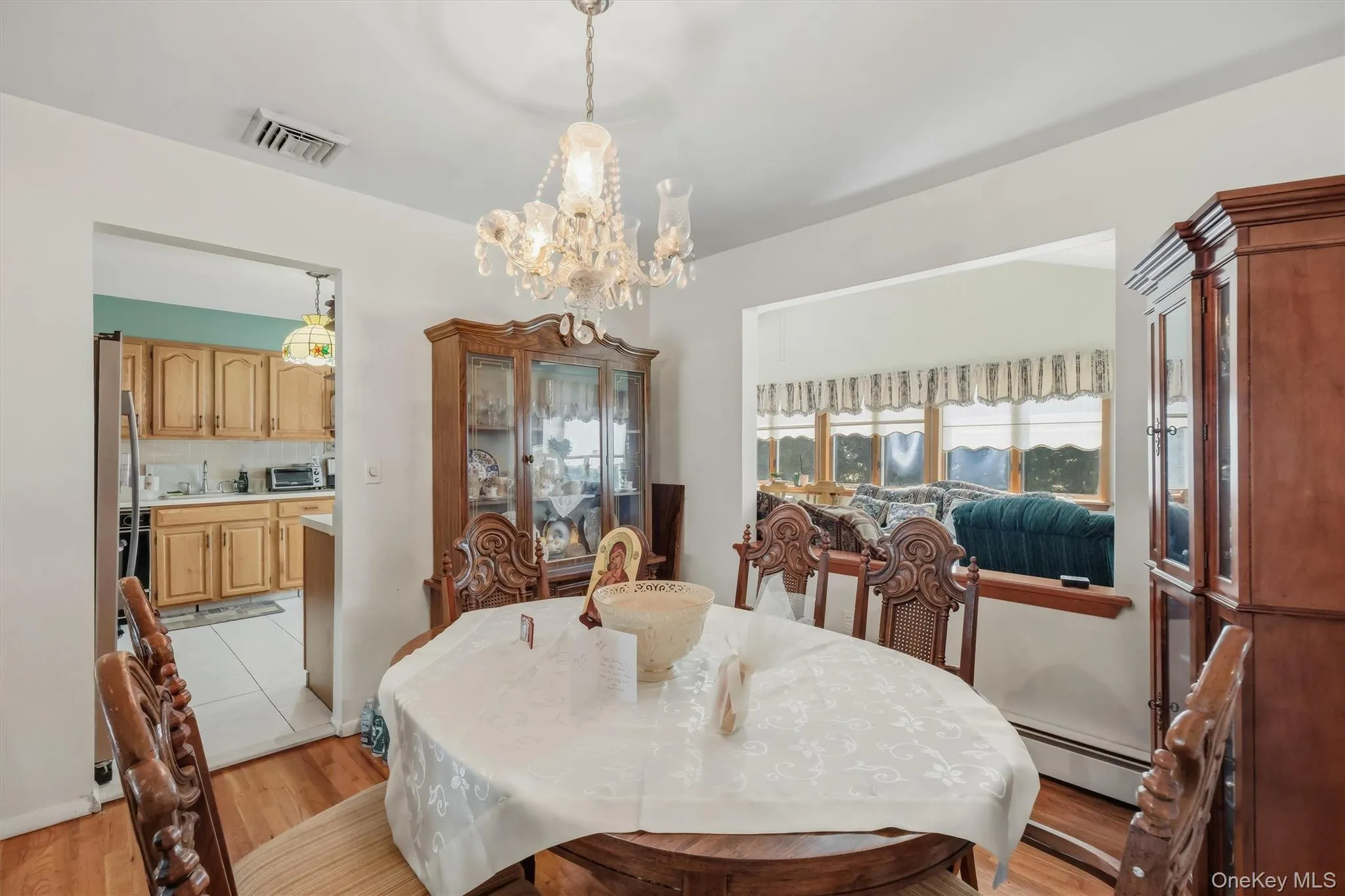 41 Keats Drive, New Windsor, NY, 3 Bedrooms Bedrooms, 9 Rooms Rooms,2 BathroomsBathrooms,Residential,For Rent,Keats,0,1027670 41 Keats Drive, New Windsor, NY, 3 Bedrooms Bedrooms, 9 Rooms Rooms,2 BathroomsBathrooms,Residential,For Rent,Keats,0,1027670