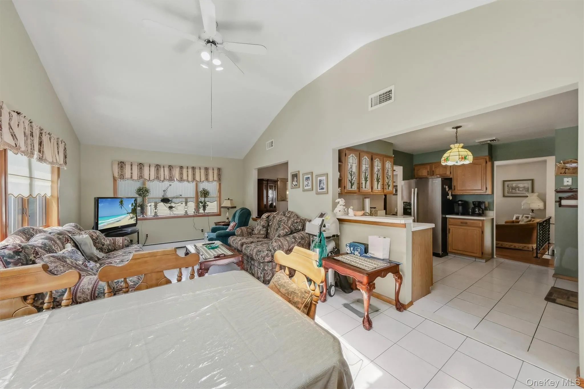 41 Keats Drive, New Windsor, NY, 3 Bedrooms Bedrooms, 9 Rooms Rooms,2 BathroomsBathrooms,Residential,For Rent,Keats,0,1027670 41 Keats Drive, New Windsor, NY, 3 Bedrooms Bedrooms, 9 Rooms Rooms,2 BathroomsBathrooms,Residential,For Rent,Keats,0,1027670