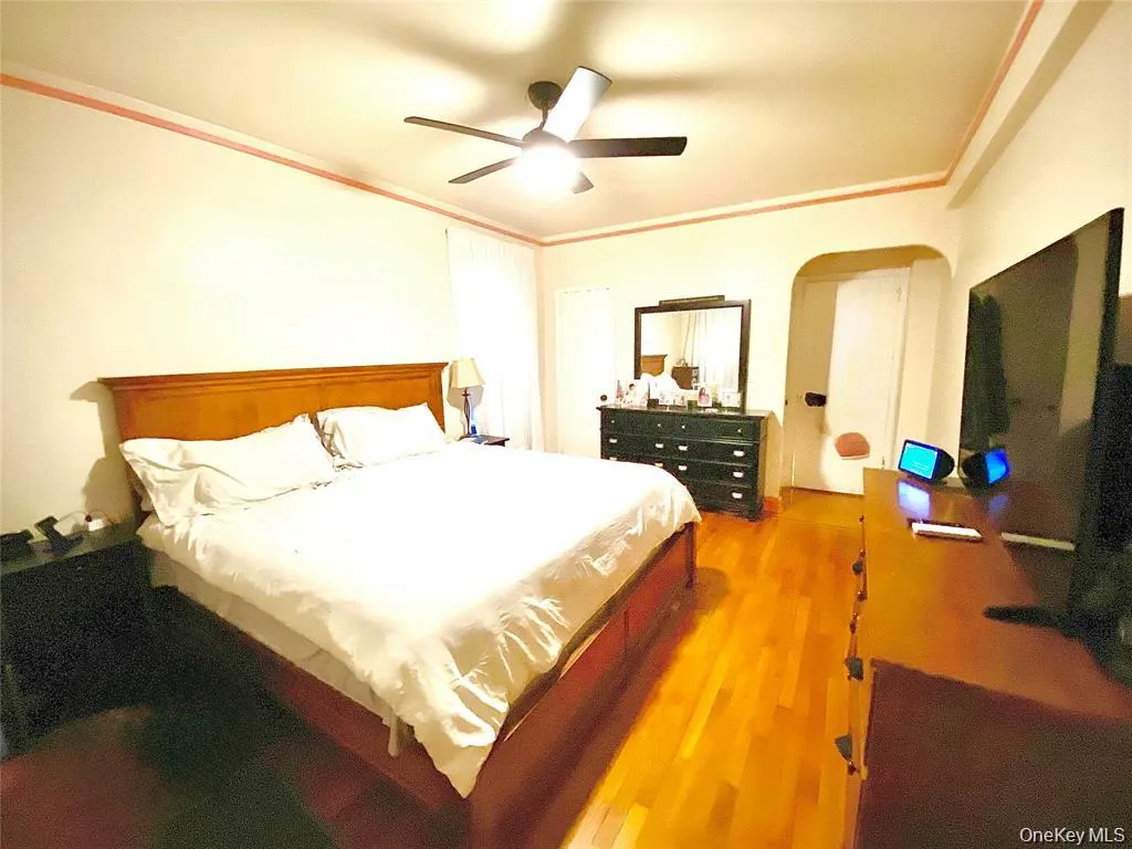 190 Mosholu Parkway, New York, NY, 3 Bedrooms Bedrooms, 5 Rooms Rooms,2 BathroomsBathrooms,Residential,For Rent,Mosholu,0,1027673 190 Mosholu Parkway, New York, NY, 3 Bedrooms Bedrooms, 5 Rooms Rooms,2 BathroomsBathrooms,Residential,For Rent,Mosholu,0,1027673