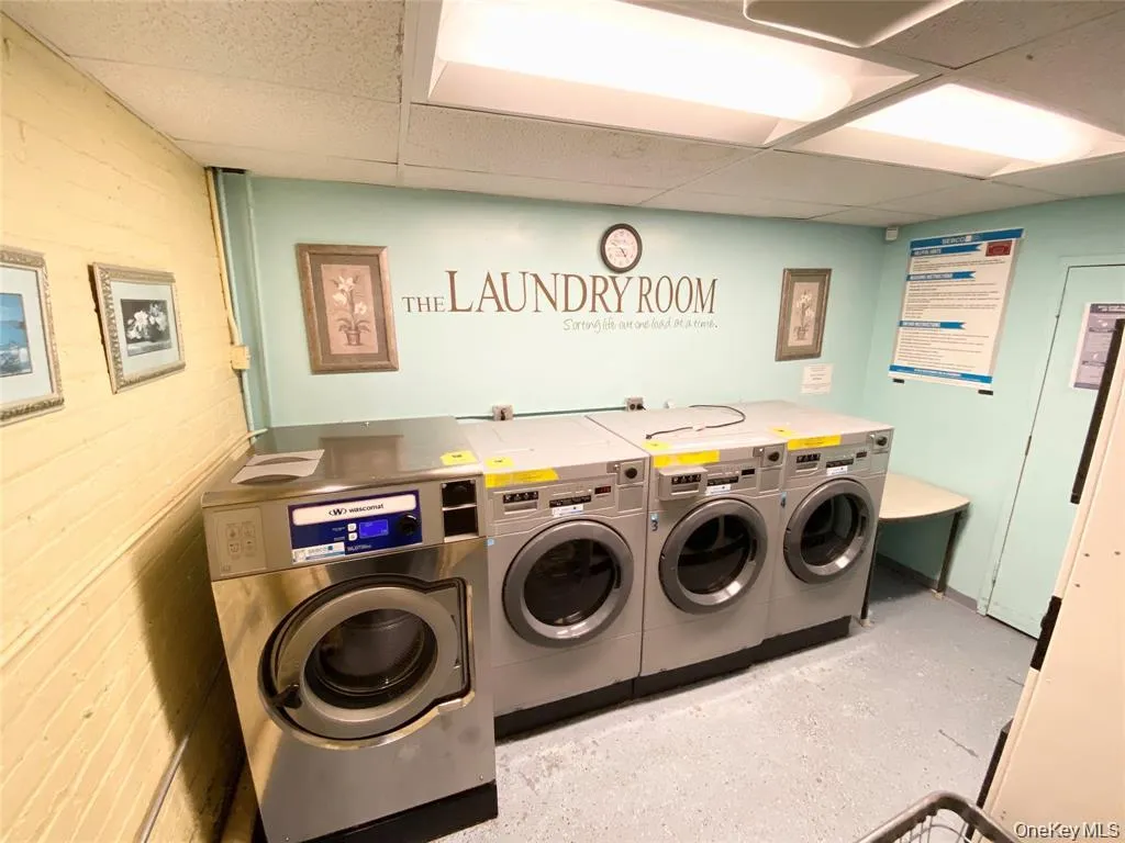 190 Mosholu Parkway, New York, NY, 3 Bedrooms Bedrooms, 5 Rooms Rooms,2 BathroomsBathrooms,Residential,For Rent,Mosholu,0,1027673 190 Mosholu Parkway, New York, NY, 3 Bedrooms Bedrooms, 5 Rooms Rooms,2 BathroomsBathrooms,Residential,For Rent,Mosholu,0,1027673