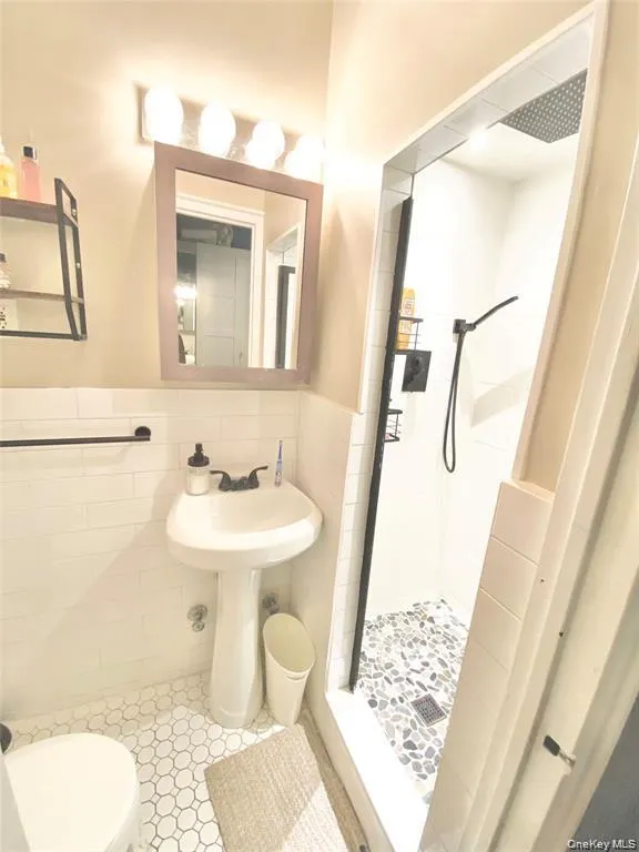 190 Mosholu Parkway, New York, NY, 3 Bedrooms Bedrooms, 5 Rooms Rooms,2 BathroomsBathrooms,Residential,For Rent,Mosholu,0,1027673 190 Mosholu Parkway, New York, NY, 3 Bedrooms Bedrooms, 5 Rooms Rooms,2 BathroomsBathrooms,Residential,For Rent,Mosholu,0,1027673