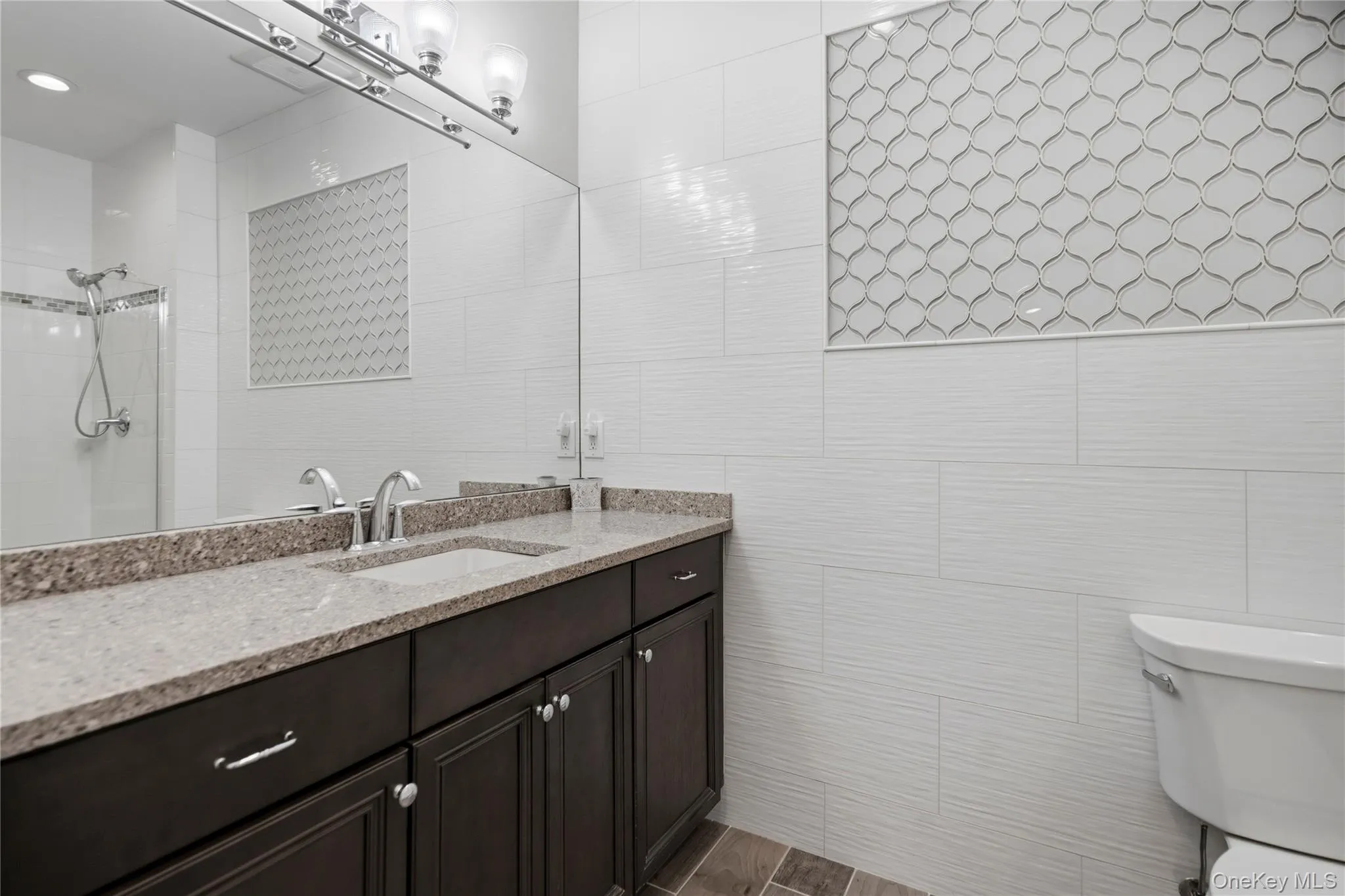 37 Halley Drive, Brookhaven, NY, 2 Bedrooms Bedrooms, 6 Rooms Rooms,2 BathroomsBathrooms,Residential,For Rent,Halley,0,1027676 37 Halley Drive, Brookhaven, NY, 2 Bedrooms Bedrooms, 6 Rooms Rooms,2 BathroomsBathrooms,Residential,For Rent,Halley,0,1027676