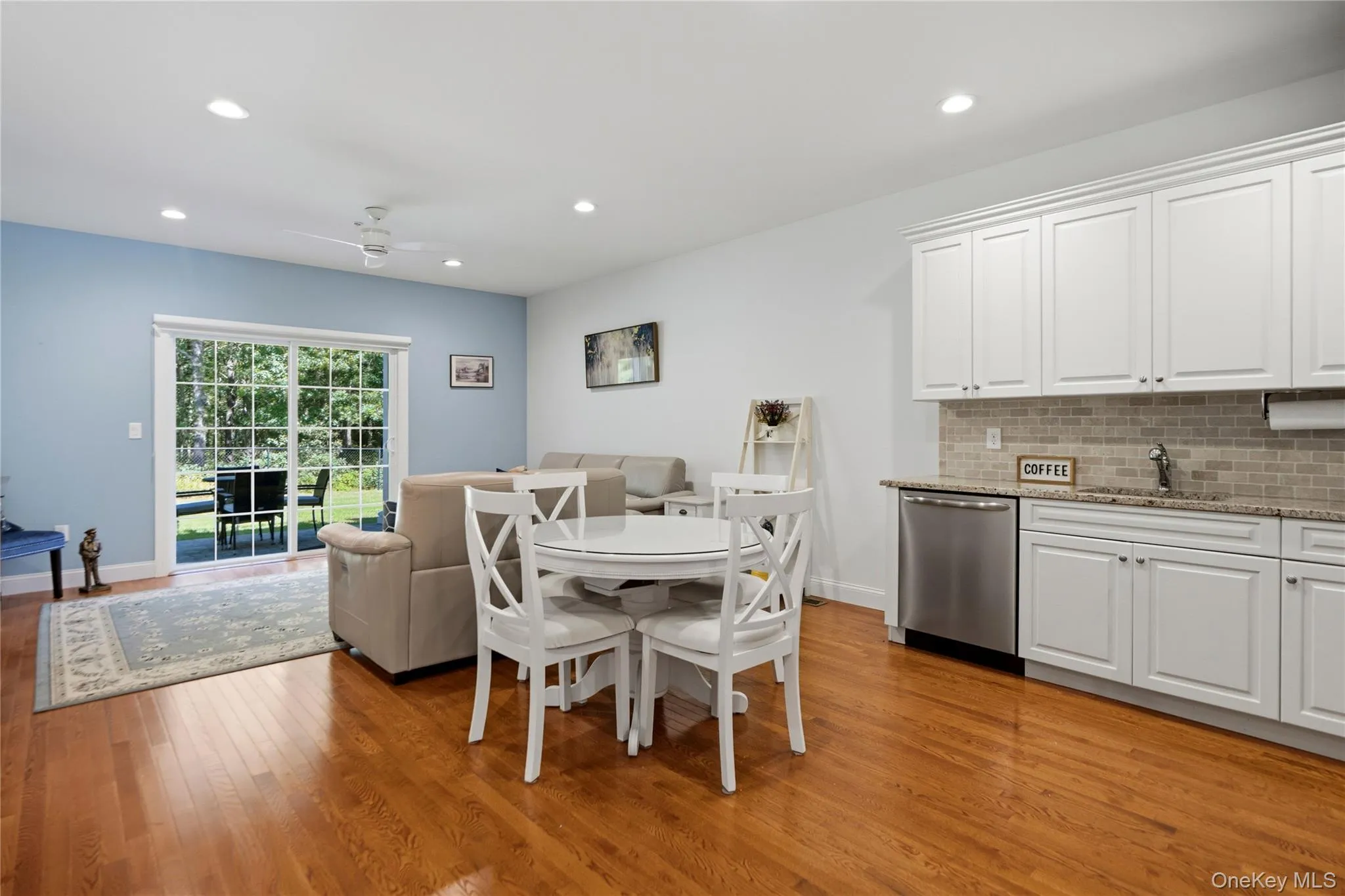 37 Halley Drive, Brookhaven, NY, 2 Bedrooms Bedrooms, 6 Rooms Rooms,2 BathroomsBathrooms,Residential,For Rent,Halley,0,1027676 37 Halley Drive, Brookhaven, NY, 2 Bedrooms Bedrooms, 6 Rooms Rooms,2 BathroomsBathrooms,Residential,For Rent,Halley,0,1027676