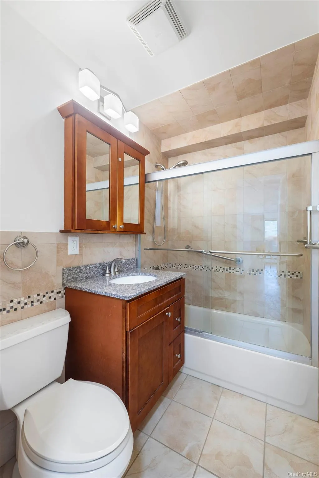 101 Gedney Street, Orangetown, NY, 1 Bedroom Bedrooms, 3 Rooms Rooms,1 BathroomBathrooms,Residential Lease,For Rent,Gedney,0,1027679 101 Gedney Street, Orangetown, NY, 1 Bedroom Bedrooms, 3 Rooms Rooms,1 BathroomBathrooms,Residential Lease,For Rent,Gedney,0,1027679