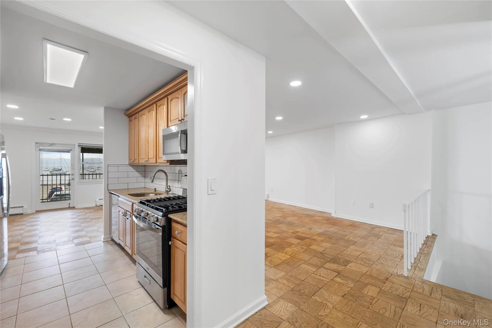 101 Gedney Street, Orangetown, NY, 2 Bedrooms Bedrooms, 4 Rooms Rooms,2 BathroomsBathrooms,Residential Lease,For Rent,Gedney,0,1027683 101 Gedney Street, Orangetown, NY, 2 Bedrooms Bedrooms, 4 Rooms Rooms,2 BathroomsBathrooms,Residential Lease,For Rent,Gedney,0,1027683