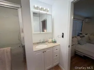 MASTER BATH MASTER BATH