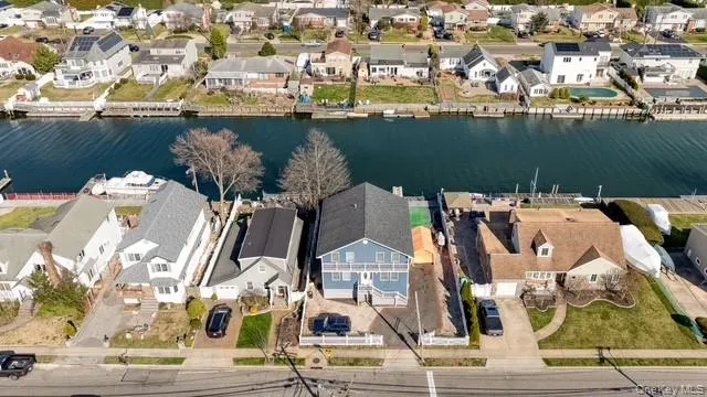 121 Forest Avenue, Oyster Bay, NY, 2 Bedrooms Bedrooms, 7 Rooms Rooms,2 BathroomsBathrooms,Residential Lease,For Rent,Forest,0,1027687 121 Forest Avenue, Oyster Bay, NY, 2 Bedrooms Bedrooms, 7 Rooms Rooms,2 BathroomsBathrooms,Residential Lease,For Rent,Forest,0,1027687