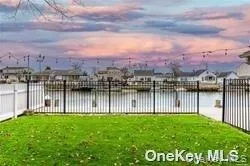 121 Forest Avenue, Oyster Bay, NY, 2 Bedrooms Bedrooms, 7 Rooms Rooms,2 BathroomsBathrooms,Residential Lease,For Rent,Forest,0,1027687 121 Forest Avenue, Oyster Bay, NY, 2 Bedrooms Bedrooms, 7 Rooms Rooms,2 BathroomsBathrooms,Residential Lease,For Rent,Forest,0,1027687
