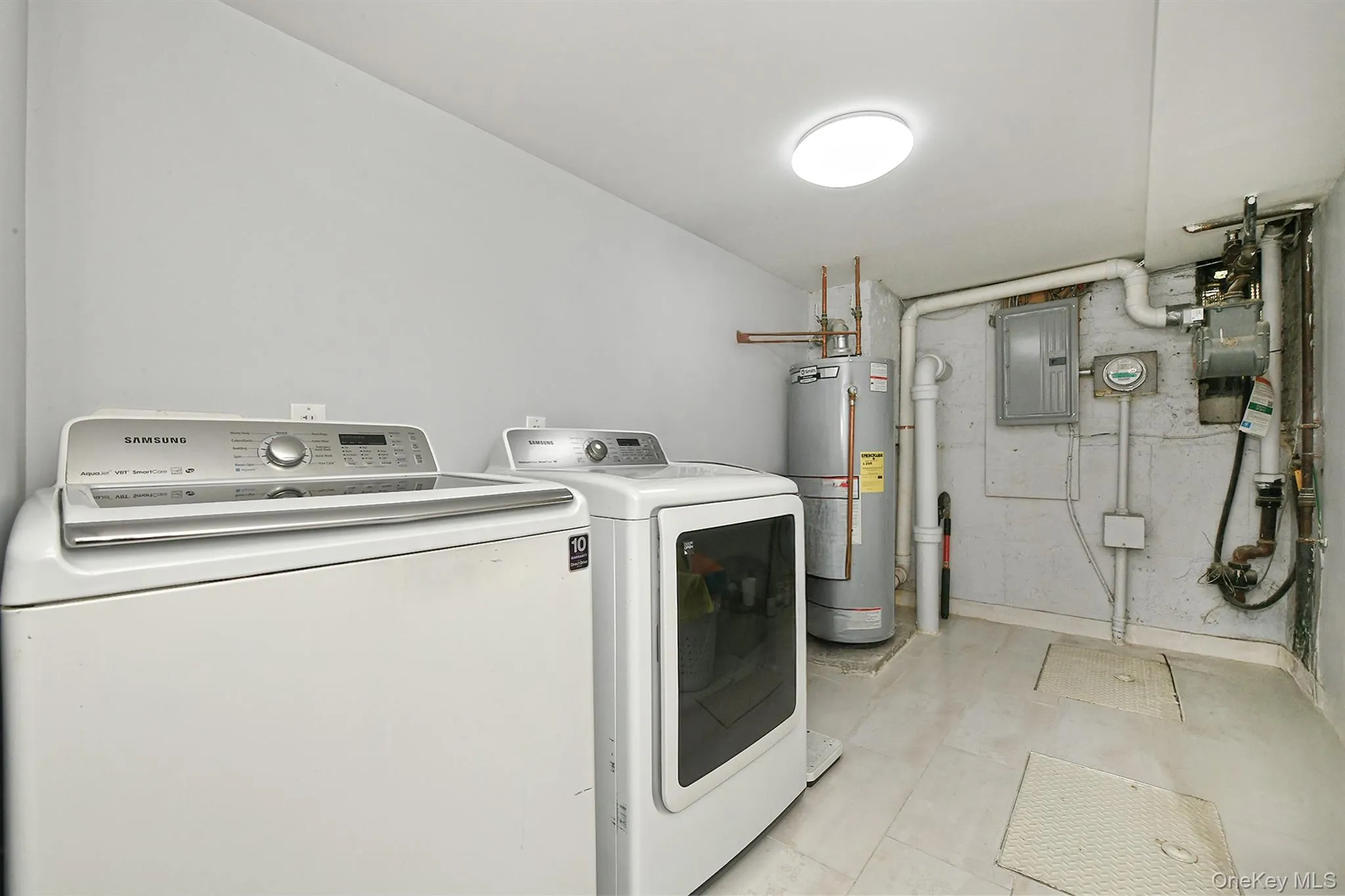 3250 32nd Street, New York, NY, 3 Bedrooms Bedrooms, 9 Rooms Rooms,2 BathroomsBathrooms,Residential,For Rent,32nd,0,1027689 3250 32nd Street, New York, NY, 3 Bedrooms Bedrooms, 9 Rooms Rooms,2 BathroomsBathrooms,Residential,For Rent,32nd,0,1027689