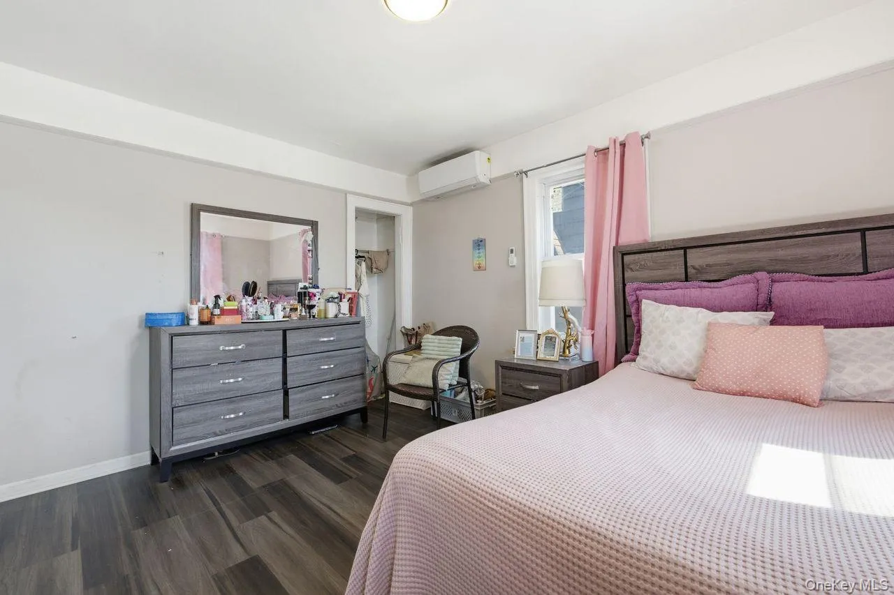 113-29 Colfax Street, New York, NY, 4 Bedrooms Bedrooms, 9 Rooms Rooms,2 BathroomsBathrooms,Residential,For Rent,Colfax,0,1027700 113-29 Colfax Street, New York, NY, 4 Bedrooms Bedrooms, 9 Rooms Rooms,2 BathroomsBathrooms,Residential,For Rent,Colfax,0,1027700