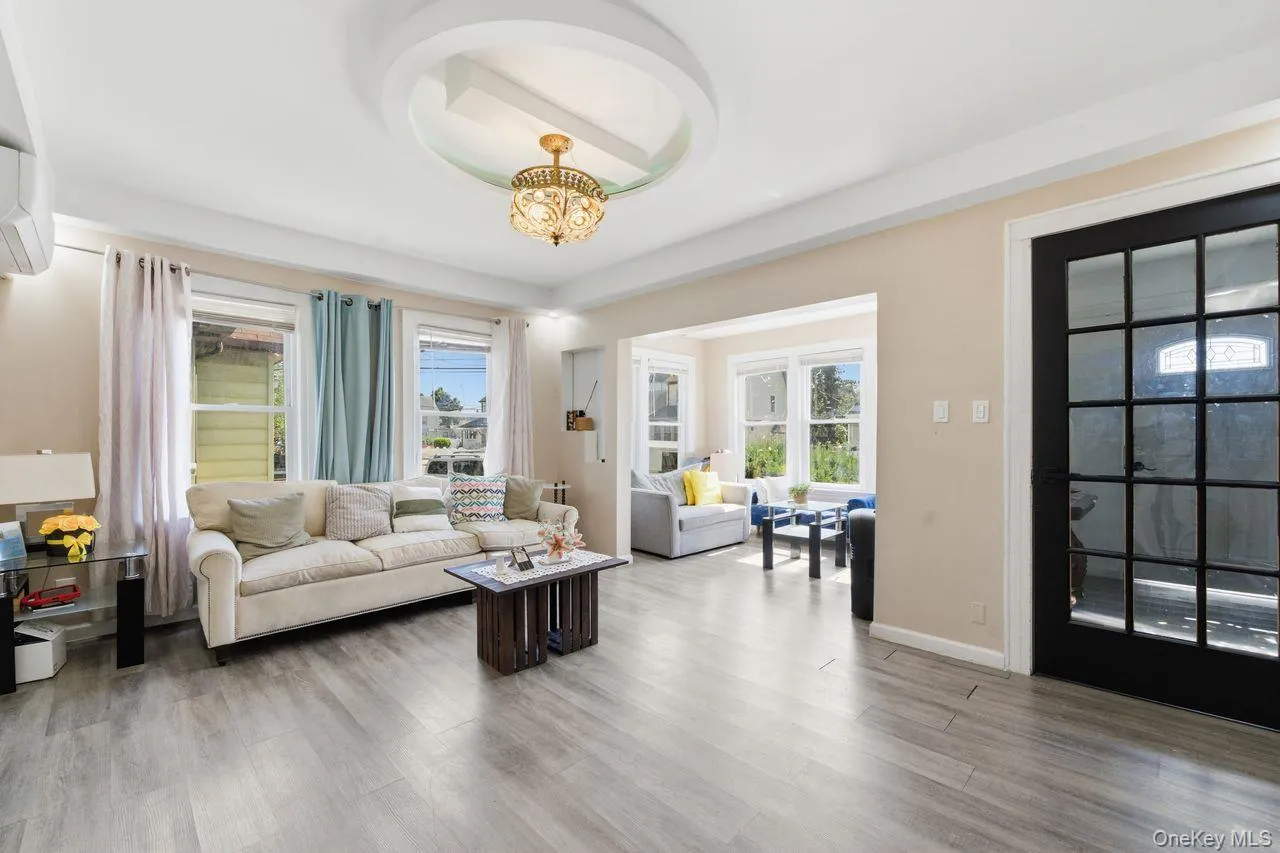 113-29 Colfax Street, New York, NY, 4 Bedrooms Bedrooms, 9 Rooms Rooms,2 BathroomsBathrooms,Residential,For Rent,Colfax,0,1027700 113-29 Colfax Street, New York, NY, 4 Bedrooms Bedrooms, 9 Rooms Rooms,2 BathroomsBathrooms,Residential,For Rent,Colfax,0,1027700