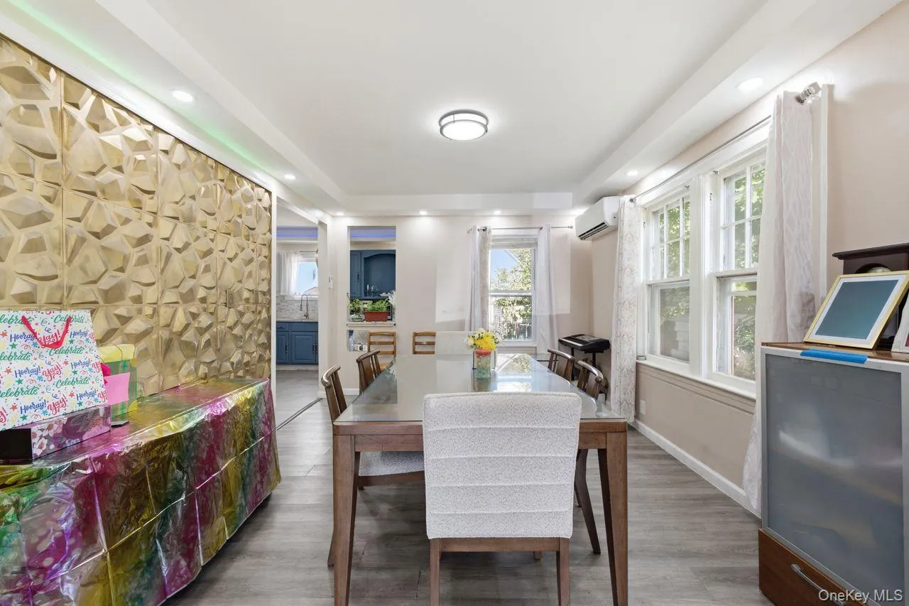 113-29 Colfax Street, New York, NY, 4 Bedrooms Bedrooms, 9 Rooms Rooms,2 BathroomsBathrooms,Residential,For Rent,Colfax,0,1027700 113-29 Colfax Street, New York, NY, 4 Bedrooms Bedrooms, 9 Rooms Rooms,2 BathroomsBathrooms,Residential,For Rent,Colfax,0,1027700