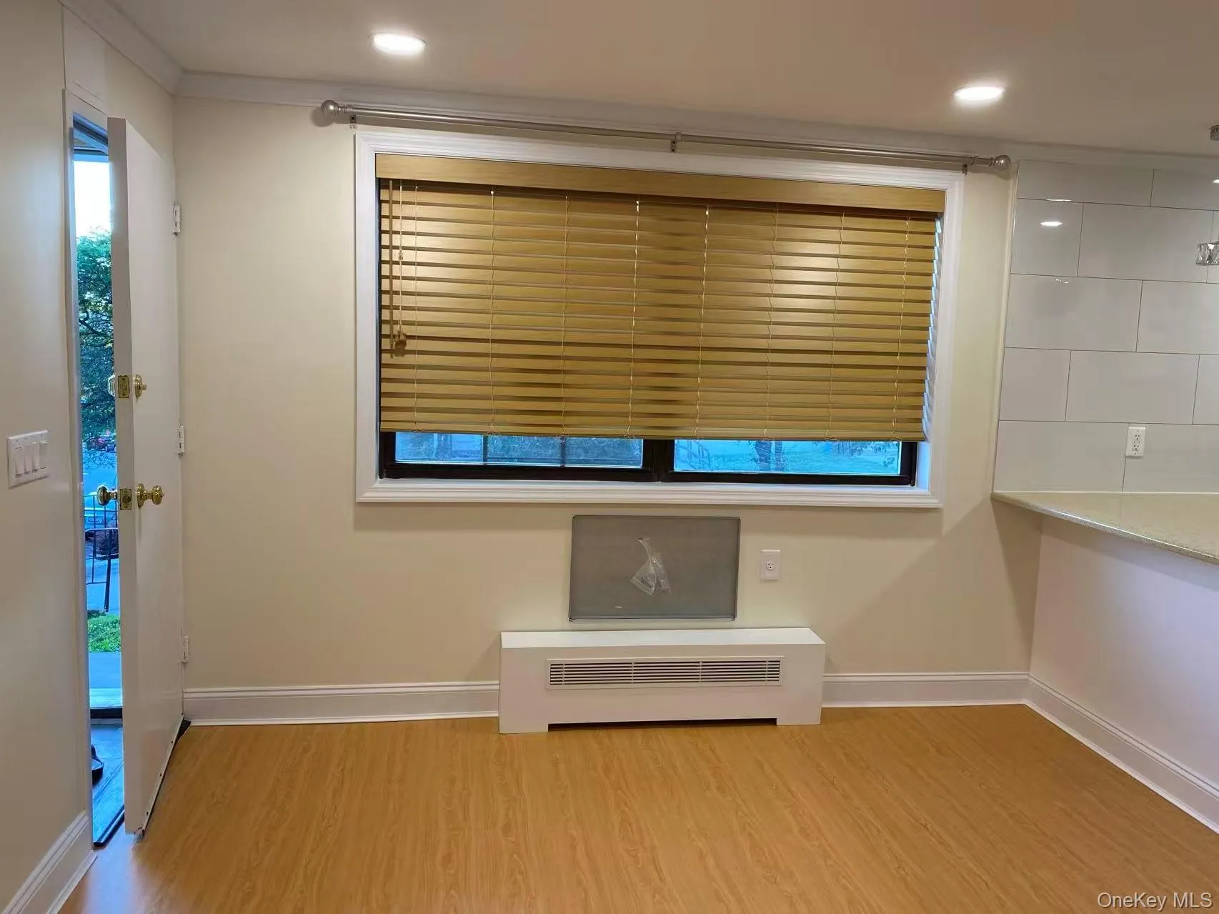 67-97 136th Street, New York, NY, 1 Bedroom Bedrooms, 4 Rooms Rooms,1 BathroomBathrooms,Residential,For Rent,136th Street,0,1027702 67-97 136th Street, New York, NY, 1 Bedroom Bedrooms, 4 Rooms Rooms,1 BathroomBathrooms,Residential,For Rent,136th Street,0,1027702