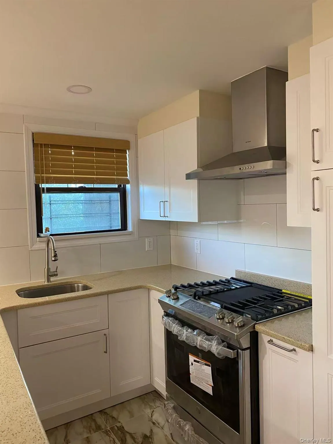 67-97 136th Street, New York, NY, 1 Bedroom Bedrooms, 4 Rooms Rooms,1 BathroomBathrooms,Residential,For Rent,136th Street,0,1027702 67-97 136th Street, New York, NY, 1 Bedroom Bedrooms, 4 Rooms Rooms,1 BathroomBathrooms,Residential,For Rent,136th Street,0,1027702