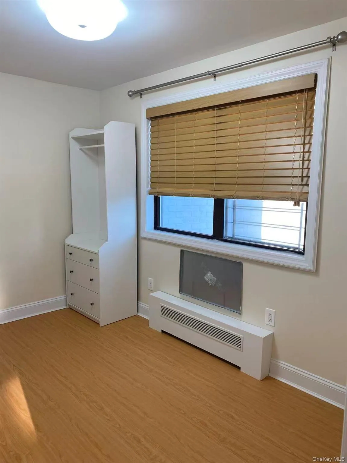 67-97 136th Street, New York, NY, 1 Bedroom Bedrooms, 4 Rooms Rooms,1 BathroomBathrooms,Residential,For Rent,136th Street,0,1027702 67-97 136th Street, New York, NY, 1 Bedroom Bedrooms, 4 Rooms Rooms,1 BathroomBathrooms,Residential,For Rent,136th Street,0,1027702