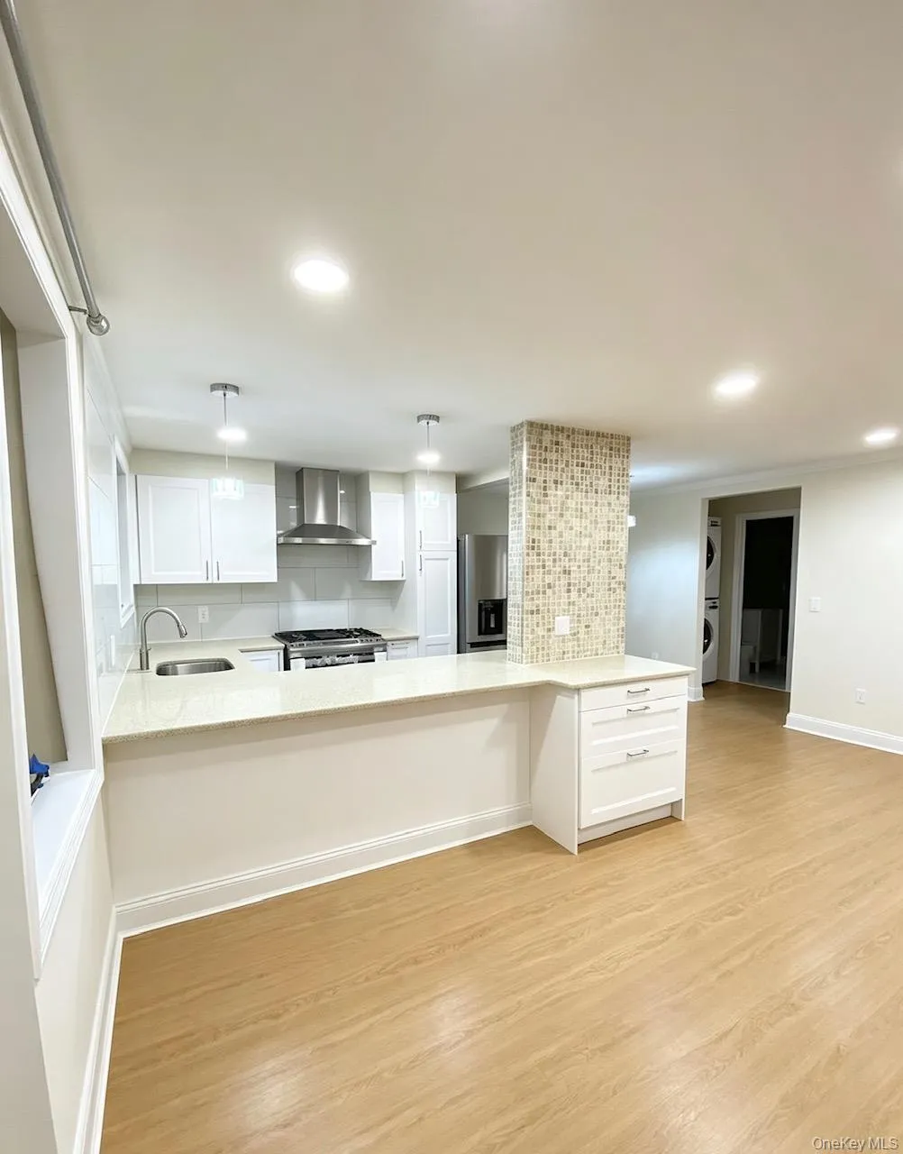 67-97 136th Street, New York, NY, 1 Bedroom Bedrooms, 4 Rooms Rooms,1 BathroomBathrooms,Residential,For Rent,136th Street,0,1027702 67-97 136th Street, New York, NY, 1 Bedroom Bedrooms, 4 Rooms Rooms,1 BathroomBathrooms,Residential,For Rent,136th Street,0,1027702