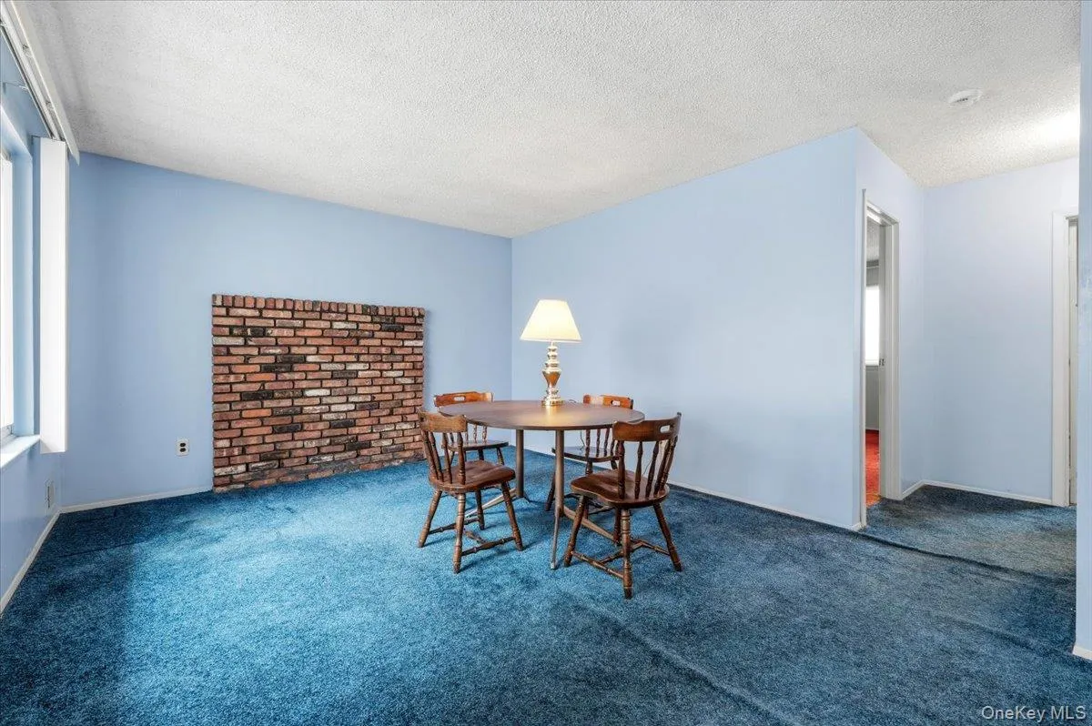 221 Springmeadow Drive, Islip, NY, 2 Bedrooms Bedrooms, 5 Rooms Rooms,1 BathroomBathrooms,Residential,For Rent,Springmeadow,0,1027712 221 Springmeadow Drive, Islip, NY, 2 Bedrooms Bedrooms, 5 Rooms Rooms,1 BathroomBathrooms,Residential,For Rent,Springmeadow,0,1027712