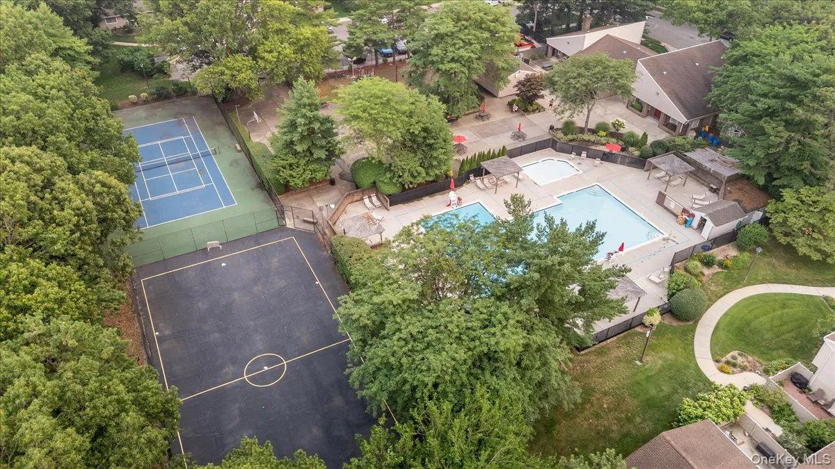 221 Springmeadow Drive, Islip, NY, 2 Bedrooms Bedrooms, 5 Rooms Rooms,1 BathroomBathrooms,Residential,For Rent,Springmeadow,0,1027712 221 Springmeadow Drive, Islip, NY, 2 Bedrooms Bedrooms, 5 Rooms Rooms,1 BathroomBathrooms,Residential,For Rent,Springmeadow,0,1027712