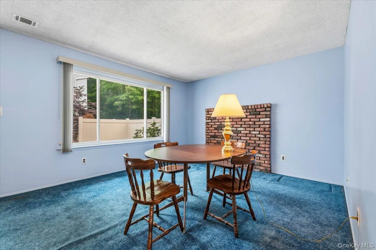 221 Springmeadow Drive, Islip, NY, 2 Bedrooms Bedrooms, 5 Rooms Rooms,1 BathroomBathrooms,Residential,For Rent,Springmeadow,0,1027712 221 Springmeadow Drive, Islip, NY, 2 Bedrooms Bedrooms, 5 Rooms Rooms,1 BathroomBathrooms,Residential,For Rent,Springmeadow,0,1027712