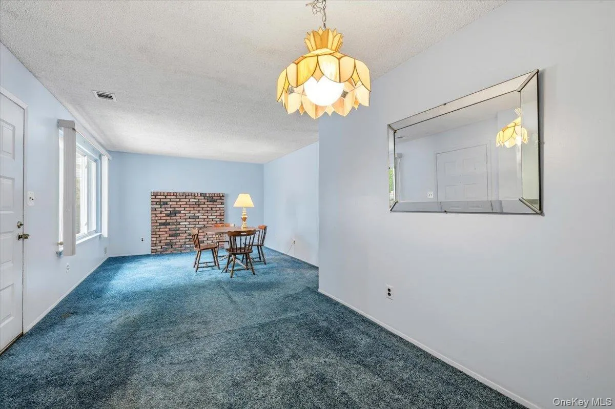 221 Springmeadow Drive, Islip, NY, 2 Bedrooms Bedrooms, 5 Rooms Rooms,1 BathroomBathrooms,Residential,For Rent,Springmeadow,0,1027712 221 Springmeadow Drive, Islip, NY, 2 Bedrooms Bedrooms, 5 Rooms Rooms,1 BathroomBathrooms,Residential,For Rent,Springmeadow,0,1027712