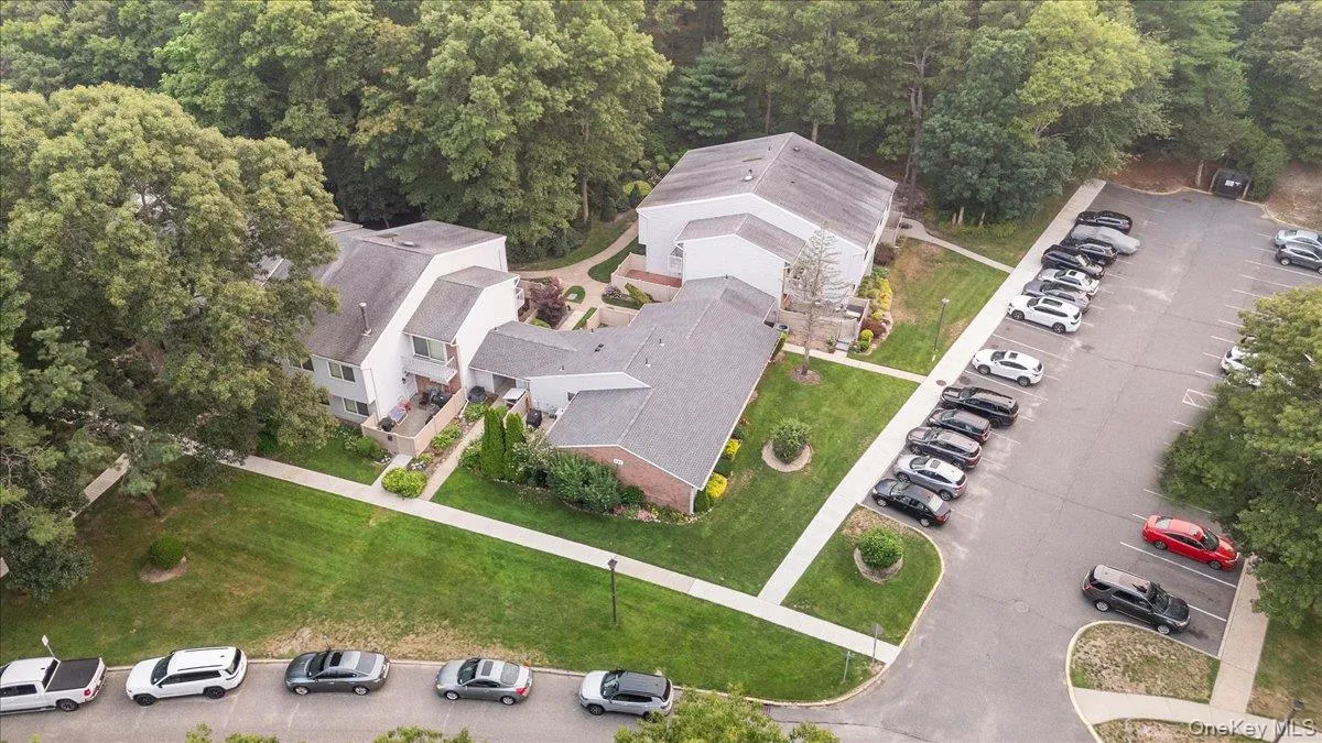 221 Springmeadow Drive, Islip, NY, 2 Bedrooms Bedrooms, 5 Rooms Rooms,1 BathroomBathrooms,Residential,For Rent,Springmeadow,0,1027712 221 Springmeadow Drive, Islip, NY, 2 Bedrooms Bedrooms, 5 Rooms Rooms,1 BathroomBathrooms,Residential,For Rent,Springmeadow,0,1027712