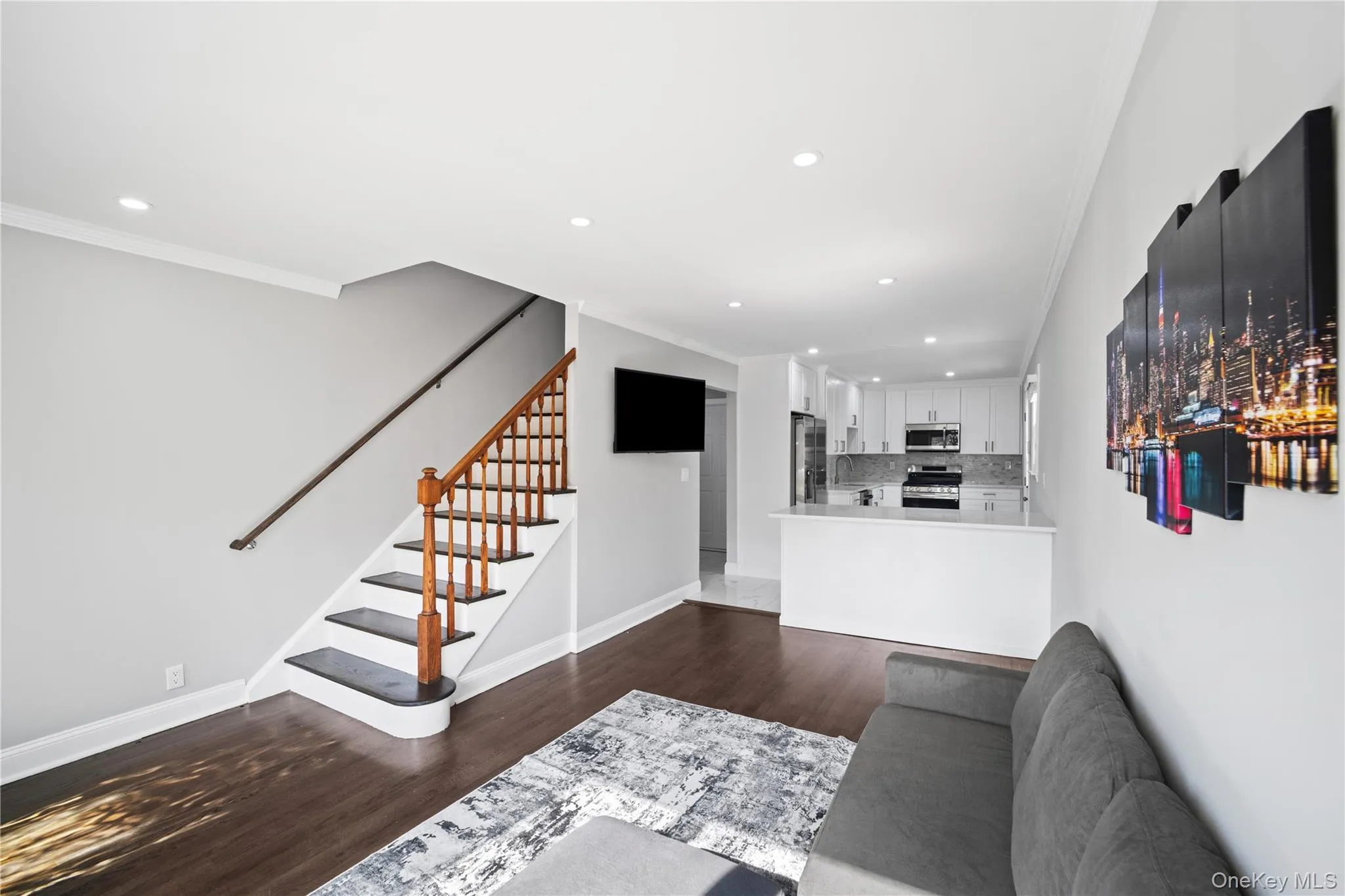 56 Independence Street, White Plains, NY, 4 Bedrooms Bedrooms, 7 Rooms Rooms,1 BathroomBathrooms,Residential,For Rent,Independence,0,1027720 56 Independence Street, White Plains, NY, 4 Bedrooms Bedrooms, 7 Rooms Rooms,1 BathroomBathrooms,Residential,For Rent,Independence,0,1027720