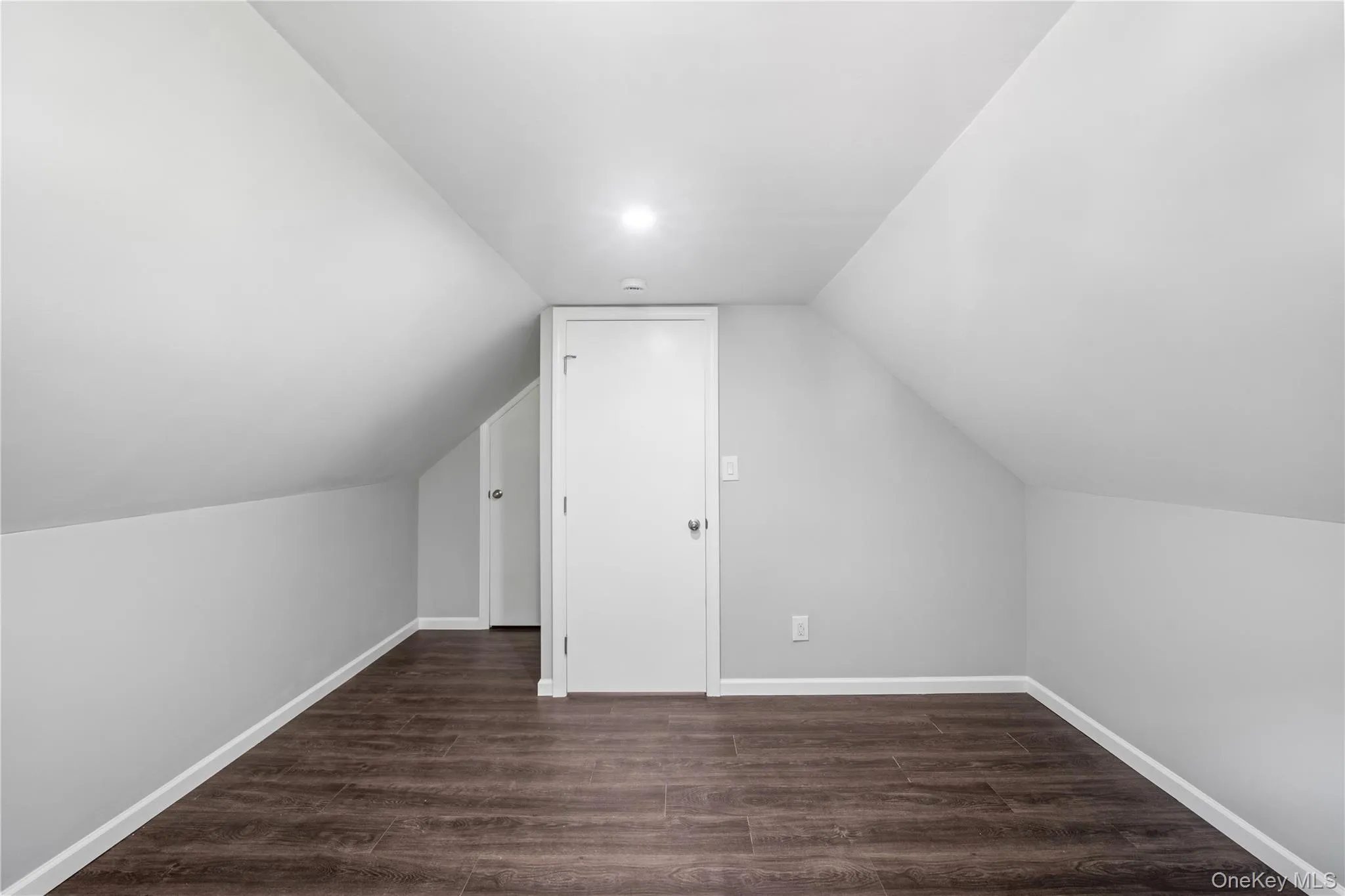 56 Independence Street, White Plains, NY, 4 Bedrooms Bedrooms, 7 Rooms Rooms,1 BathroomBathrooms,Residential,For Rent,Independence,0,1027720 56 Independence Street, White Plains, NY, 4 Bedrooms Bedrooms, 7 Rooms Rooms,1 BathroomBathrooms,Residential,For Rent,Independence,0,1027720