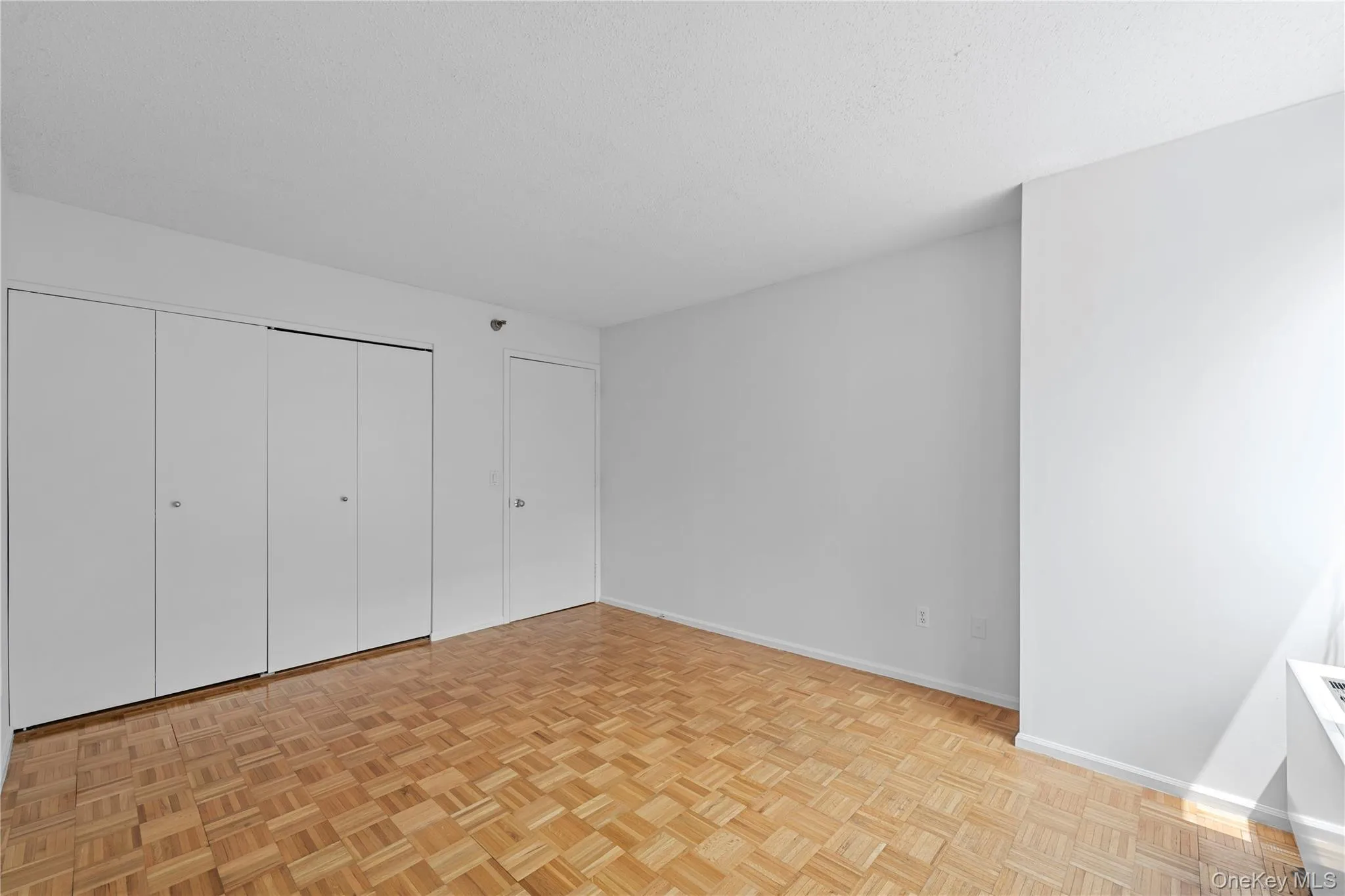 4-74 48th Avenue, New York, NY, 1 Bedroom Bedrooms, 4 Rooms Rooms,1 BathroomBathrooms,Residential,For Rent,48th,0,1027727 4-74 48th Avenue, New York, NY, 1 Bedroom Bedrooms, 4 Rooms Rooms,1 BathroomBathrooms,Residential,For Rent,48th,0,1027727