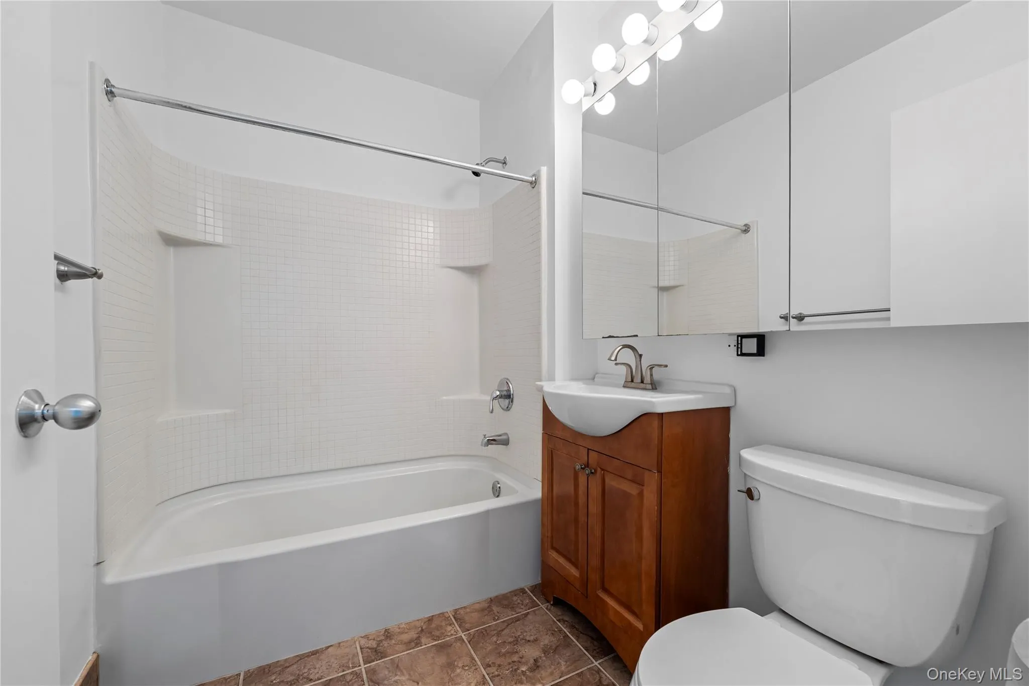 4-74 48th Avenue, New York, NY, 1 Bedroom Bedrooms, 4 Rooms Rooms,1 BathroomBathrooms,Residential,For Rent,48th,0,1027727 4-74 48th Avenue, New York, NY, 1 Bedroom Bedrooms, 4 Rooms Rooms,1 BathroomBathrooms,Residential,For Rent,48th,0,1027727