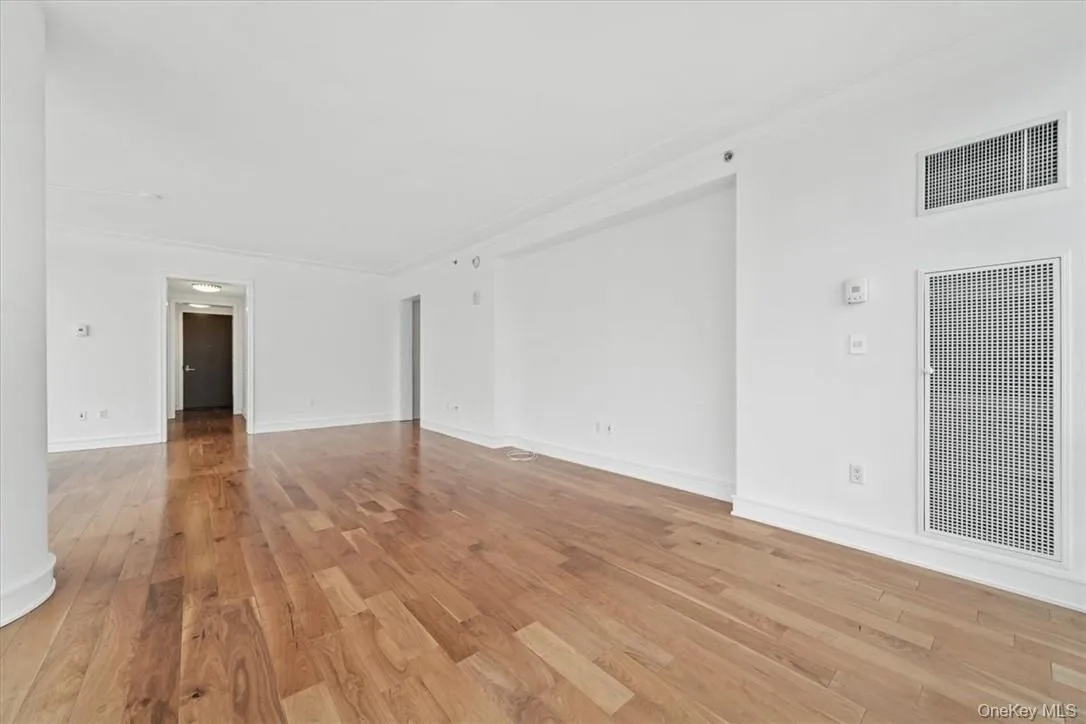 5 Renaissance, White Plains, NY, 2 Bedrooms Bedrooms, 4 Rooms Rooms,2 BathroomsBathrooms,Residential Lease,For Rent,Renaissance,0,1027730 5 Renaissance, White Plains, NY, 2 Bedrooms Bedrooms, 4 Rooms Rooms,2 BathroomsBathrooms,Residential Lease,For Rent,Renaissance,0,1027730