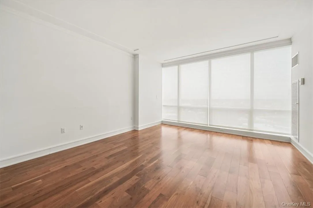 5 Renaissance, White Plains, NY, 2 Bedrooms Bedrooms, 4 Rooms Rooms,2 BathroomsBathrooms,Residential Lease,For Rent,Renaissance,0,1027730 5 Renaissance, White Plains, NY, 2 Bedrooms Bedrooms, 4 Rooms Rooms,2 BathroomsBathrooms,Residential Lease,For Rent,Renaissance,0,1027730