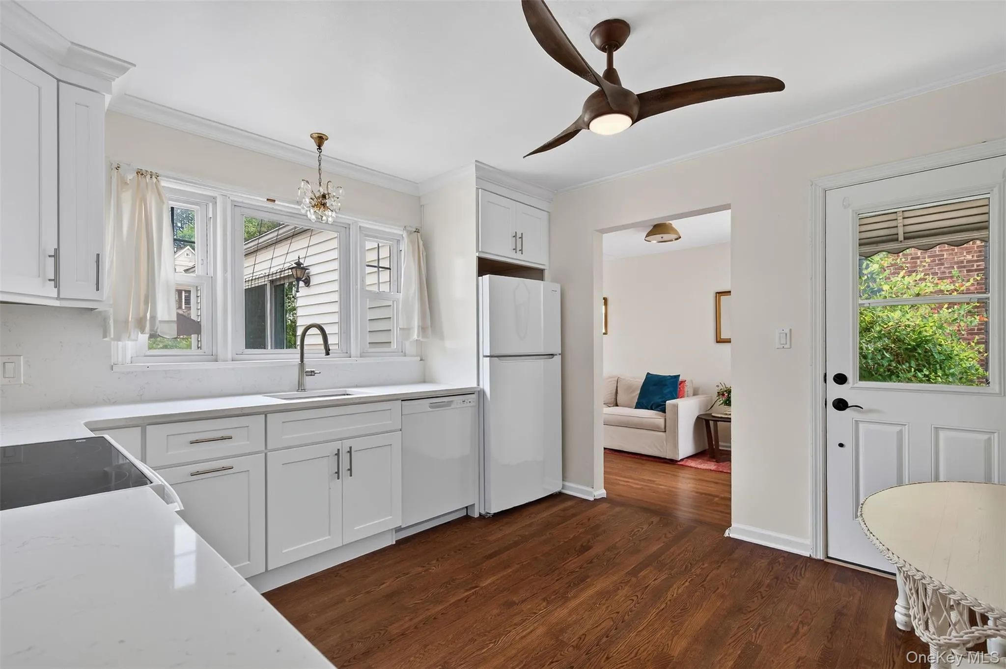 354 Eighth Avenue, Pelham, NY, 4 Bedrooms Bedrooms, 8 Rooms Rooms,1 BathroomBathrooms,Residential Lease,For Rent,Eighth,0,1027734 354 Eighth Avenue, Pelham, NY, 4 Bedrooms Bedrooms, 8 Rooms Rooms,1 BathroomBathrooms,Residential Lease,For Rent,Eighth,0,1027734