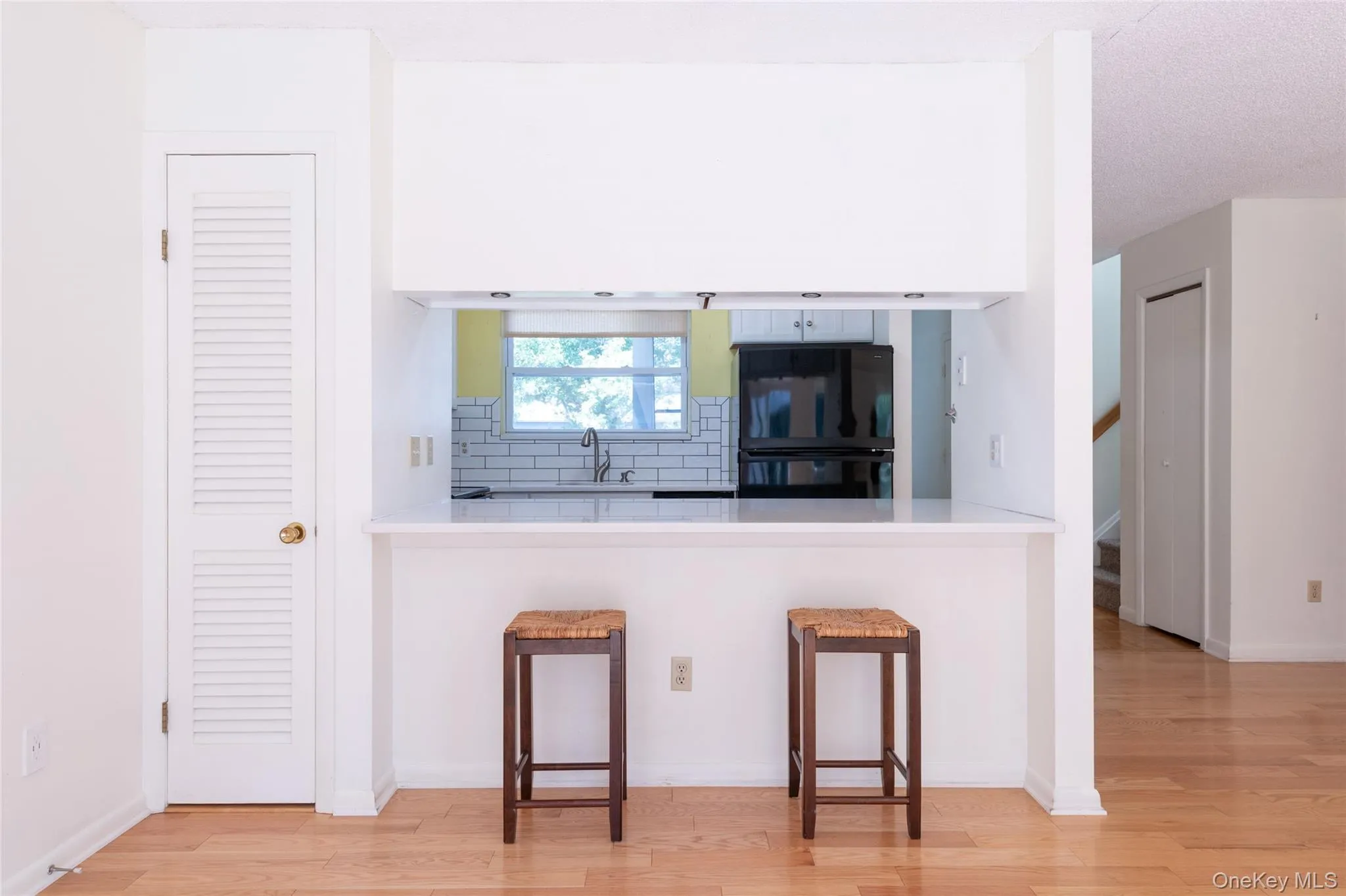 32 North Loop, Rhinebeck, NY, 1 Bedroom Bedrooms, 4 Rooms Rooms,1 BathroomBathrooms,Residential,For Rent,North,0,1027738 32 North Loop, Rhinebeck, NY, 1 Bedroom Bedrooms, 4 Rooms Rooms,1 BathroomBathrooms,Residential,For Rent,North,0,1027738