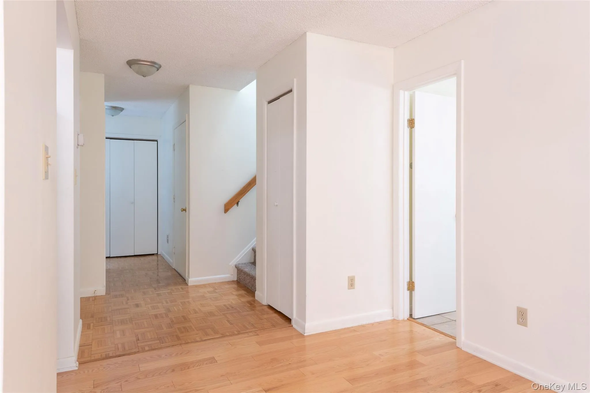 32 North Loop, Rhinebeck, NY, 1 Bedroom Bedrooms, 4 Rooms Rooms,1 BathroomBathrooms,Residential,For Rent,North,0,1027738 32 North Loop, Rhinebeck, NY, 1 Bedroom Bedrooms, 4 Rooms Rooms,1 BathroomBathrooms,Residential,For Rent,North,0,1027738