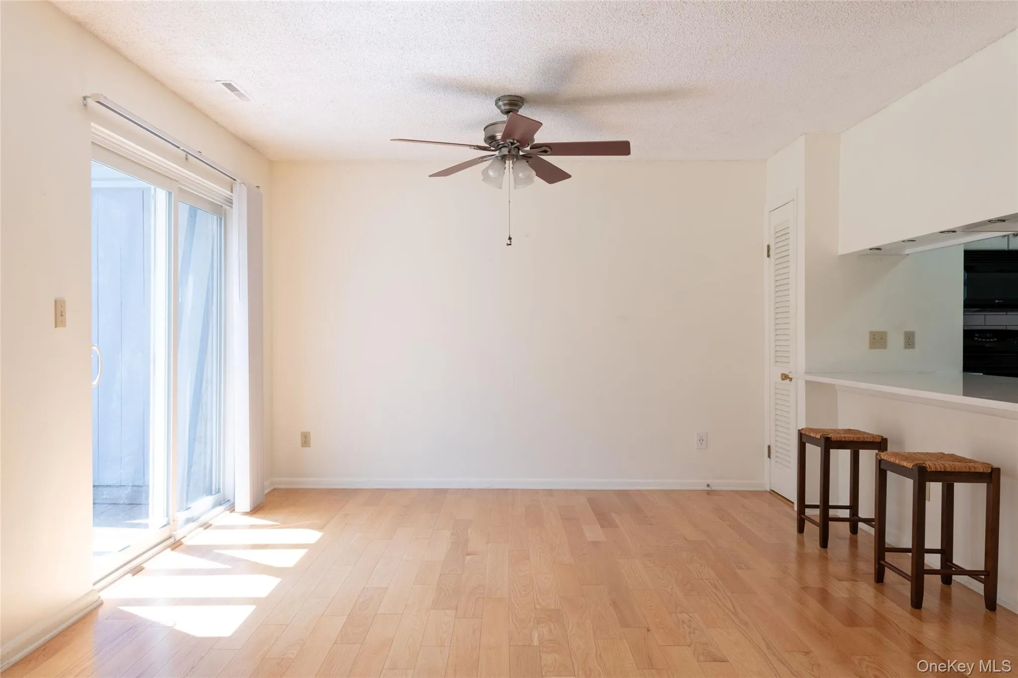 32 North Loop, Rhinebeck, NY, 1 Bedroom Bedrooms, 4 Rooms Rooms,1 BathroomBathrooms,Residential,For Rent,North,0,1027738 32 North Loop, Rhinebeck, NY, 1 Bedroom Bedrooms, 4 Rooms Rooms,1 BathroomBathrooms,Residential,For Rent,North,0,1027738