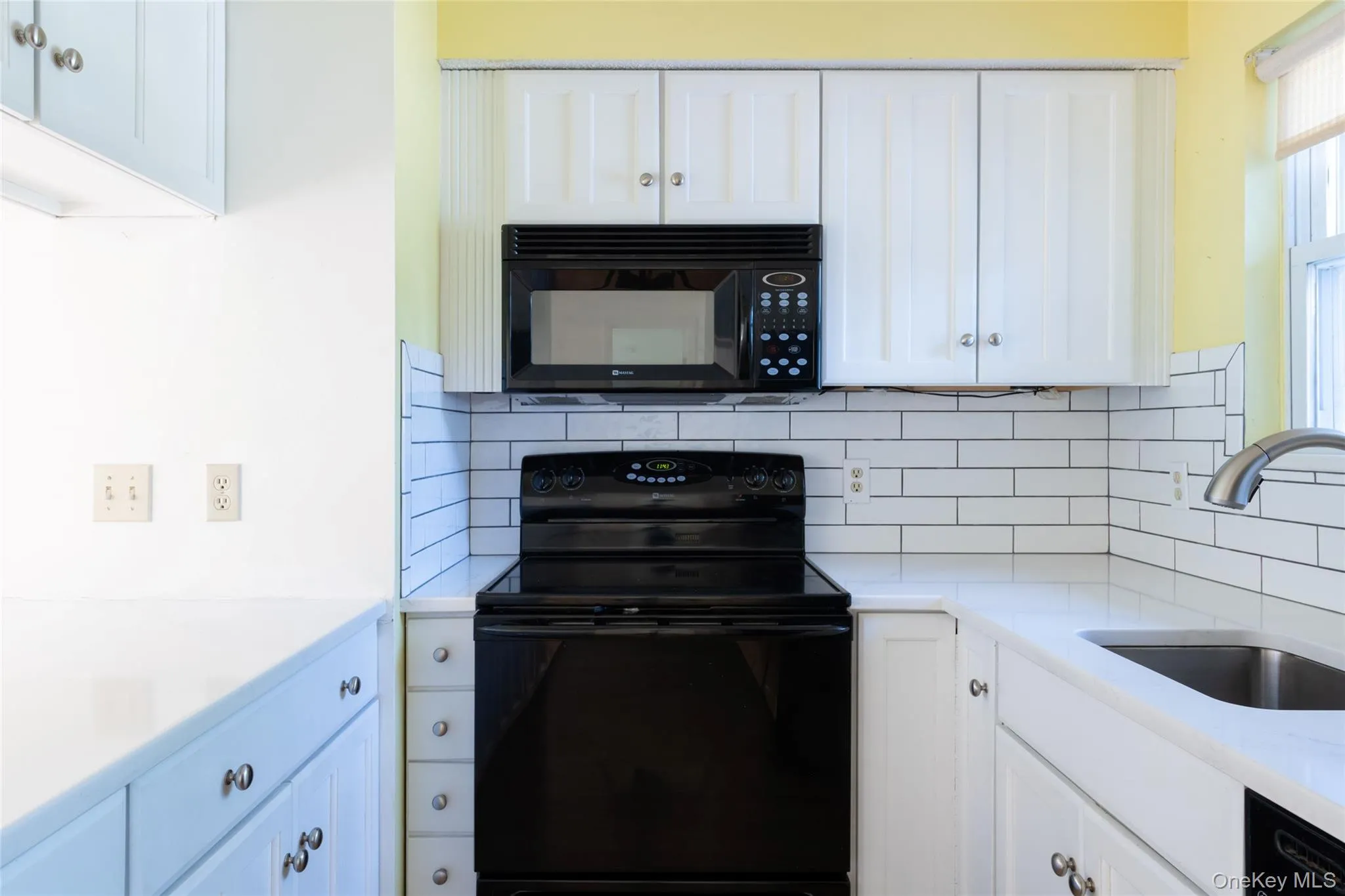32 North Loop, Rhinebeck, NY, 1 Bedroom Bedrooms, 4 Rooms Rooms,1 BathroomBathrooms,Residential,For Rent,North,0,1027738 32 North Loop, Rhinebeck, NY, 1 Bedroom Bedrooms, 4 Rooms Rooms,1 BathroomBathrooms,Residential,For Rent,North,0,1027738